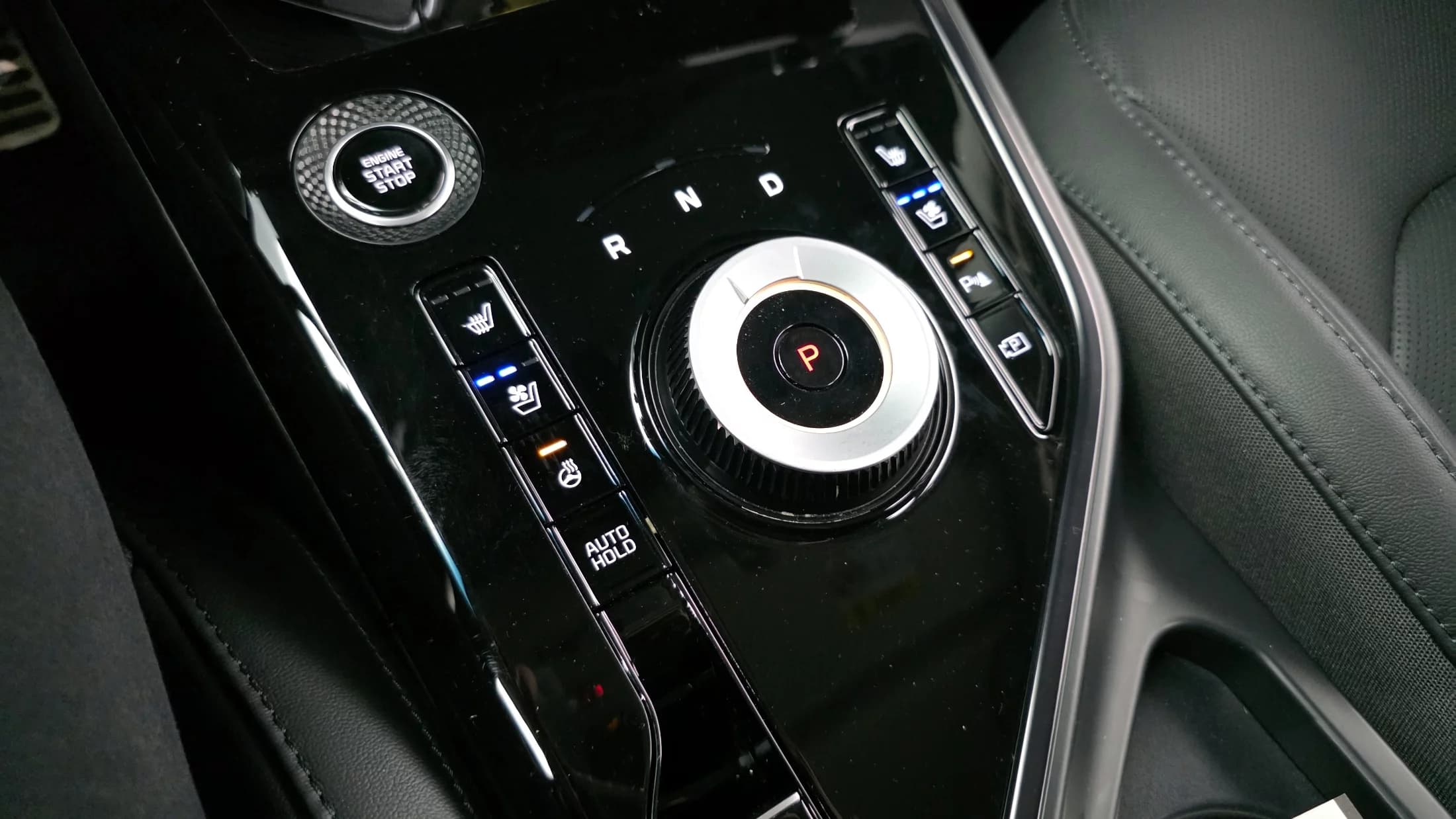 Kia Niro Signature, гибрид, 2022 г. 48024 км. — фото 9