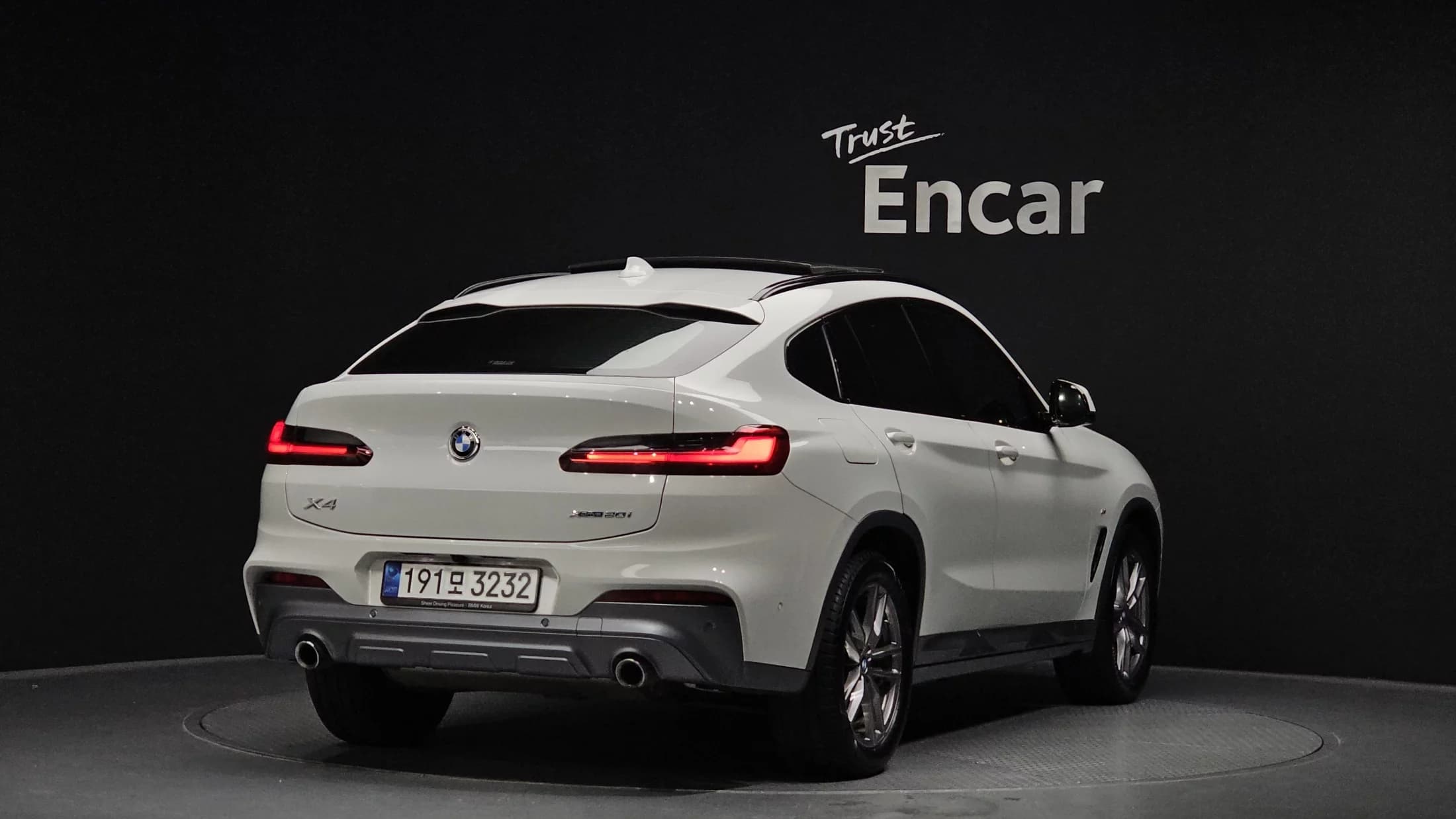 BMW X4 xDrive20i M Sport X, 2021 г. 15657 км. — фото 2