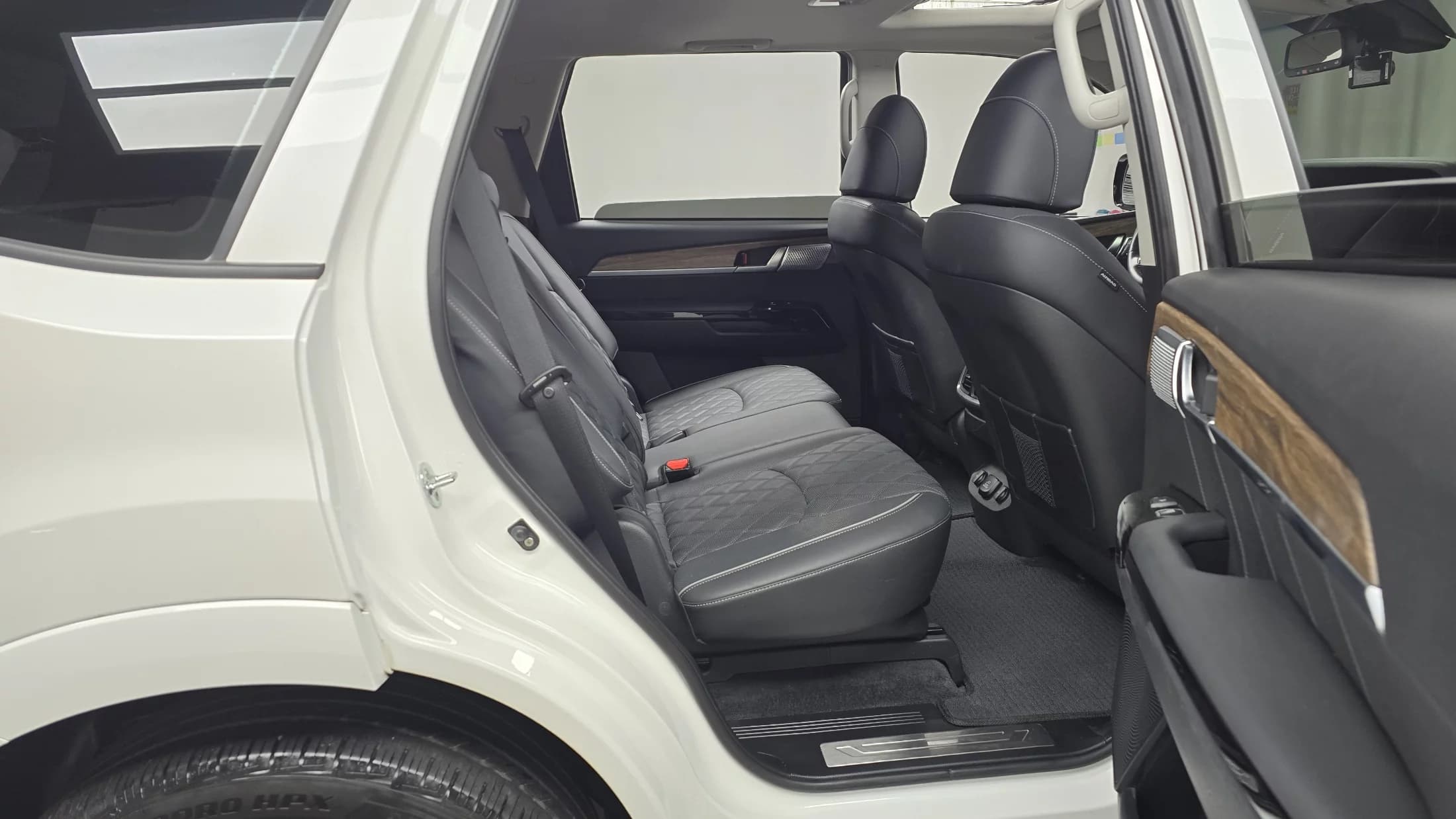 Kia Mohave Diesel 3.0 4WD 5-Seater Masters, 2021 г. 173533 км. — фото 12