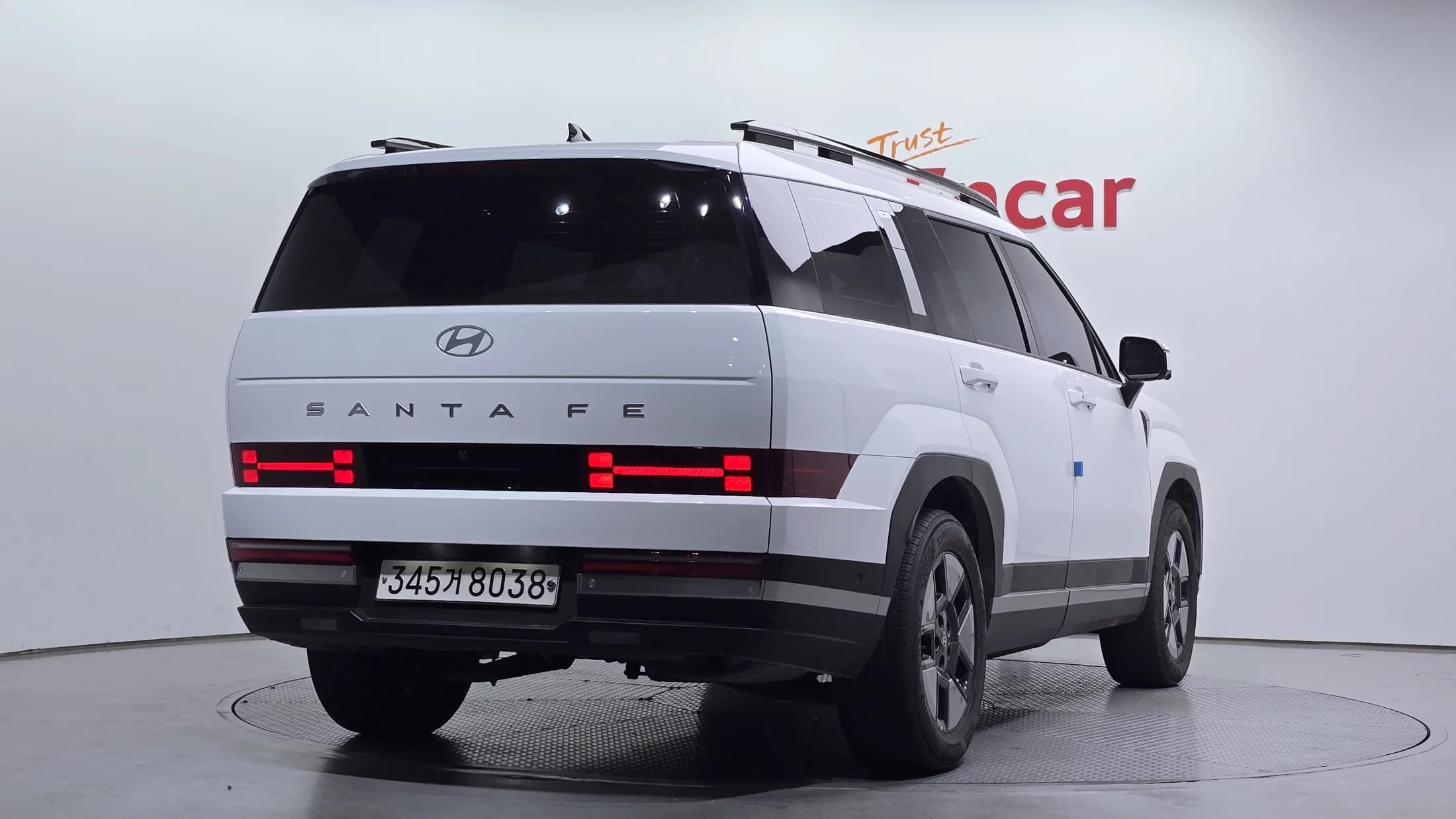 Hyundai Santa Fe HEV 1.6 2WD Prestige, гибрид, 2023 г. 37493 км. — фото 2