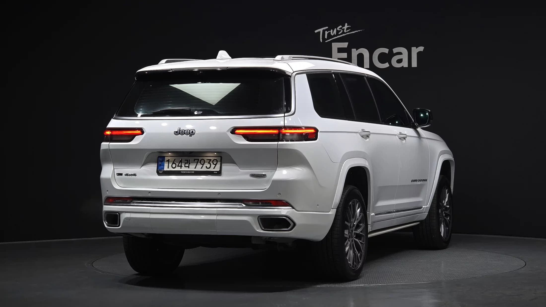 Jeep Grand Cherokee L 3.6 Summit Reserve, 2022 г. 22944 км. — фото 2