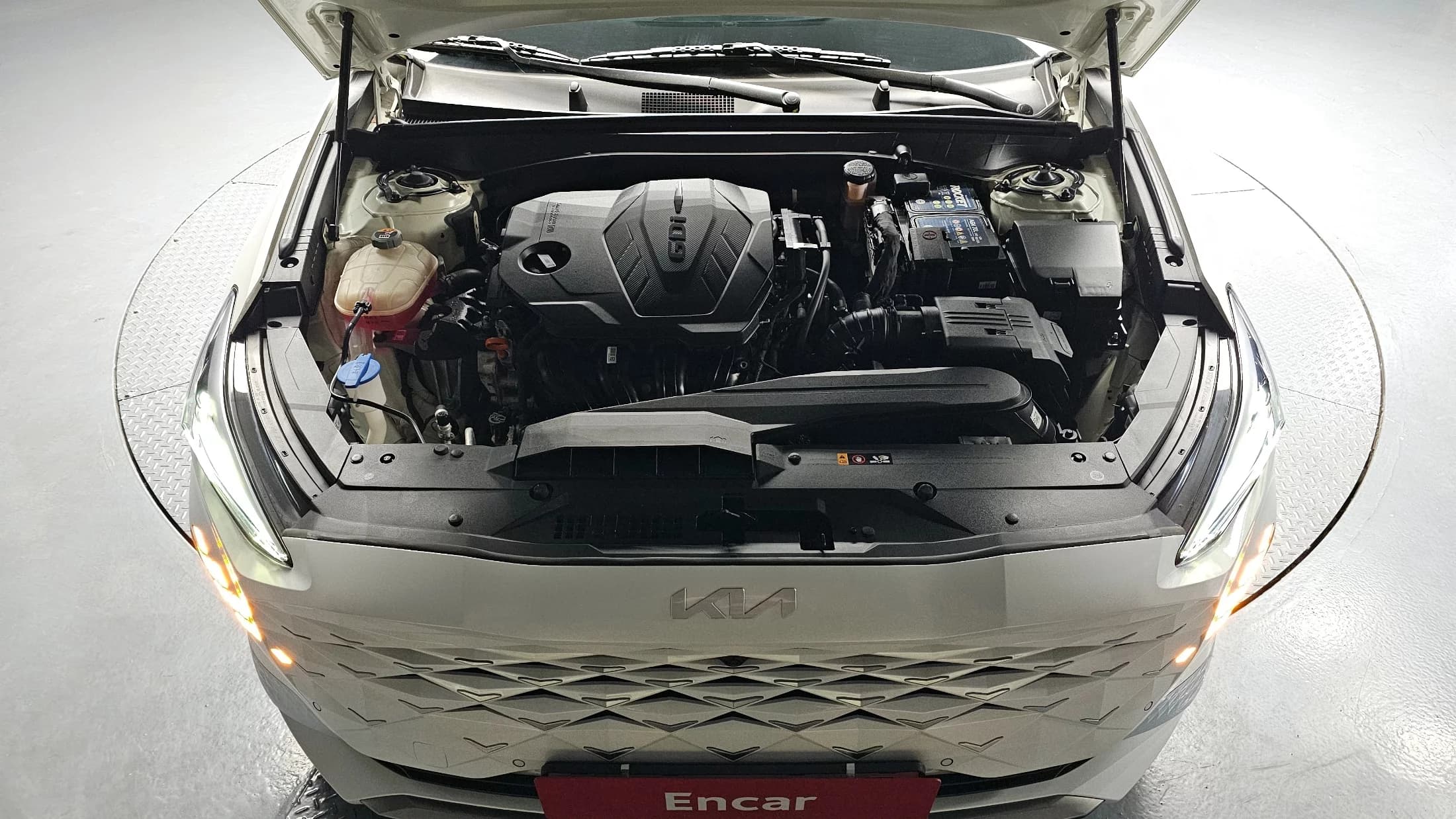 Kia K8 2.5 Gasoline 2WD Noblesse, 2021 г. 72576 км. — фото 6