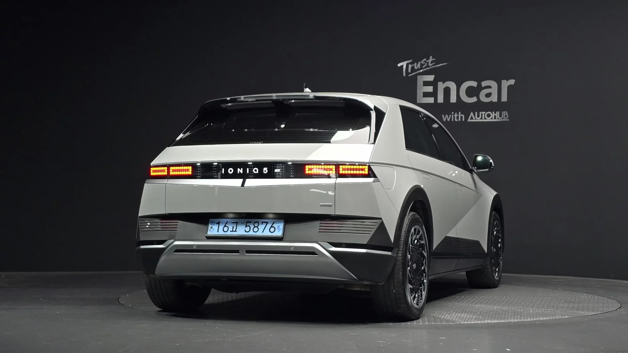 Hyundai Ioniq 5 Long Range AWD Exclusive, электромобиль, 2022 г. 110656 км. — фото 4