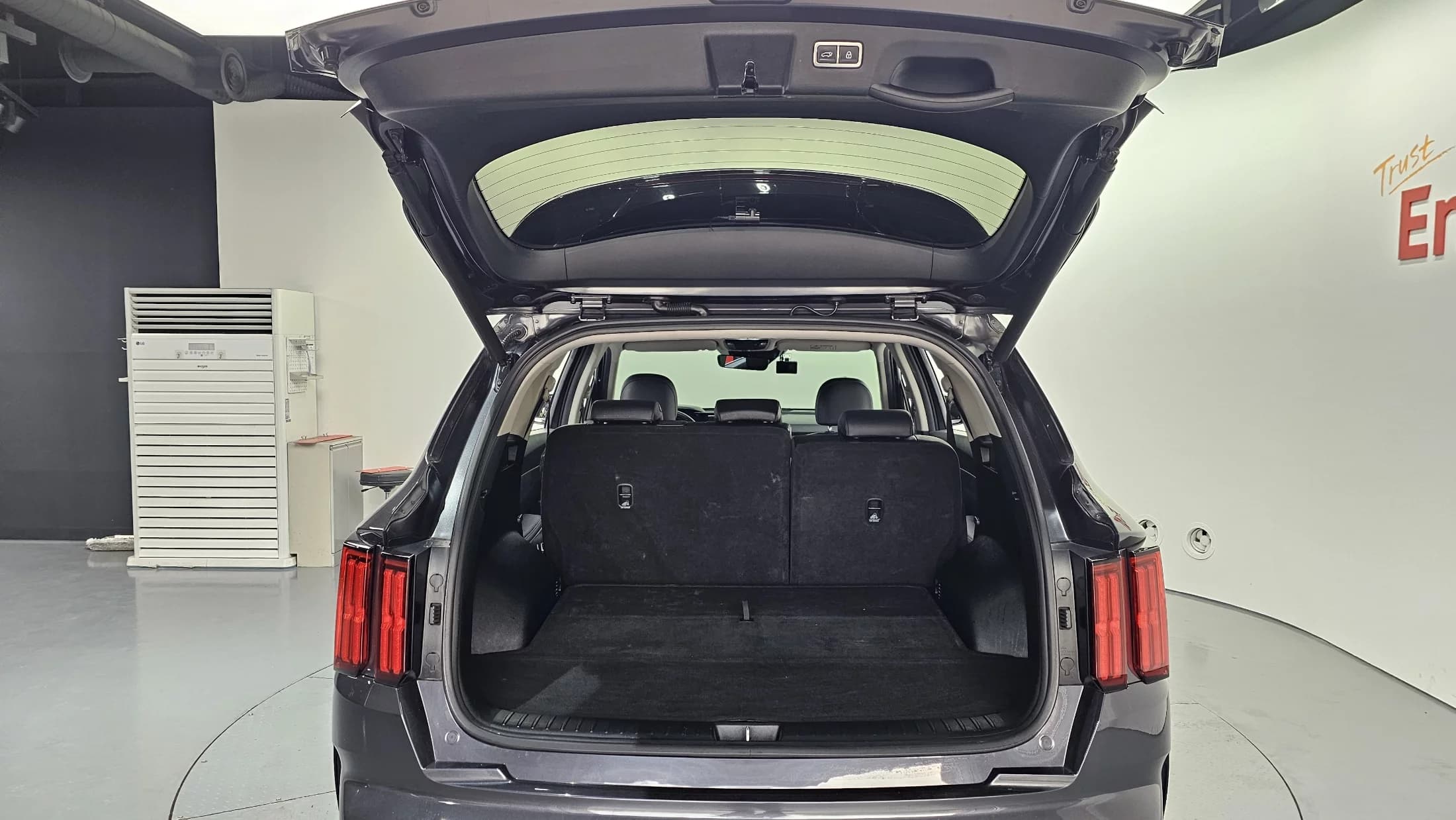 Kia Sorento Diesel 2.2 2WD Prestige, 2021 г. 104325 км. — фото 20