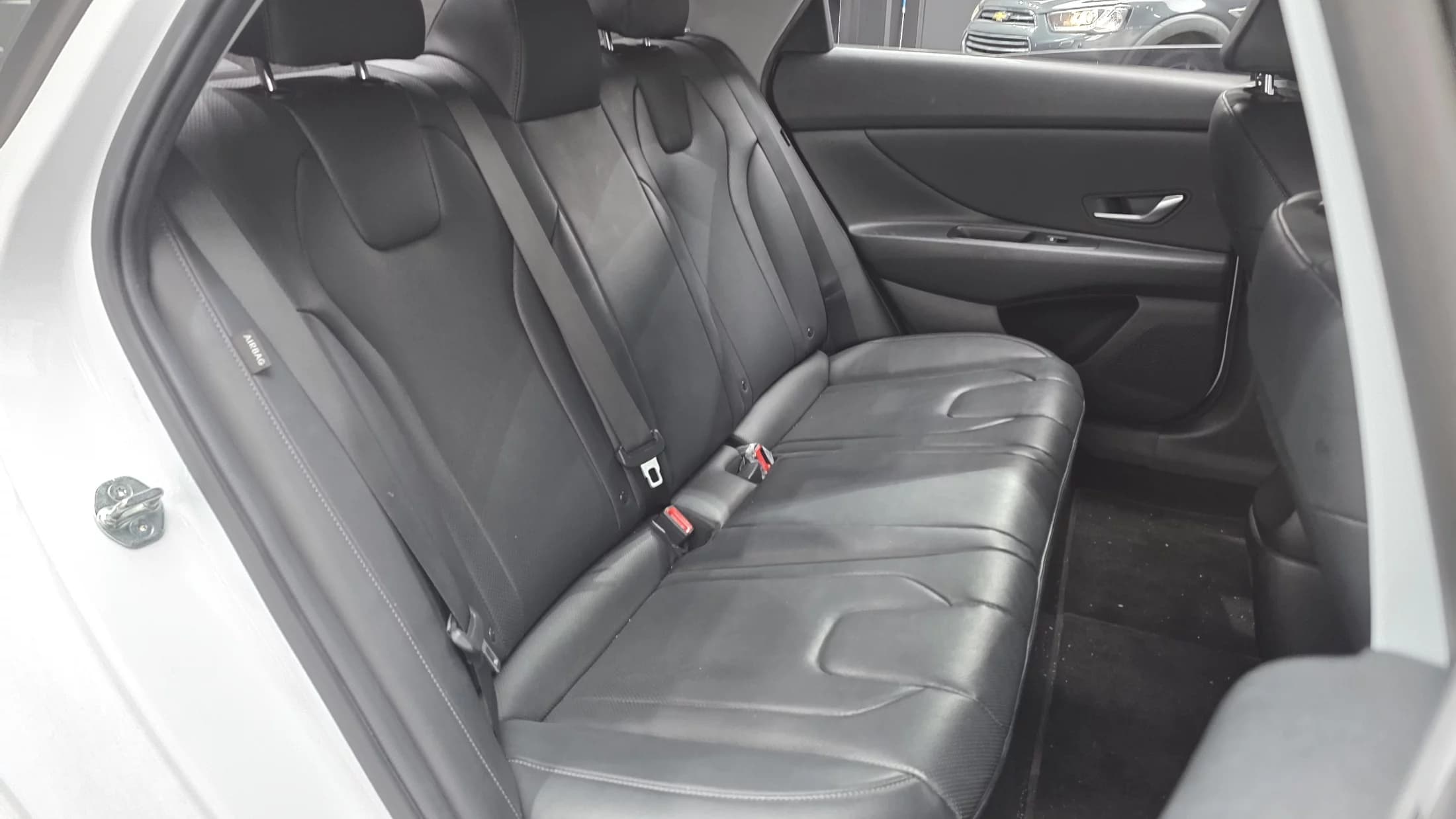 Hyundai AVANTE (Хендай Элантра) 1.6 Modern, 2024 г. 52440 км. — фото 12