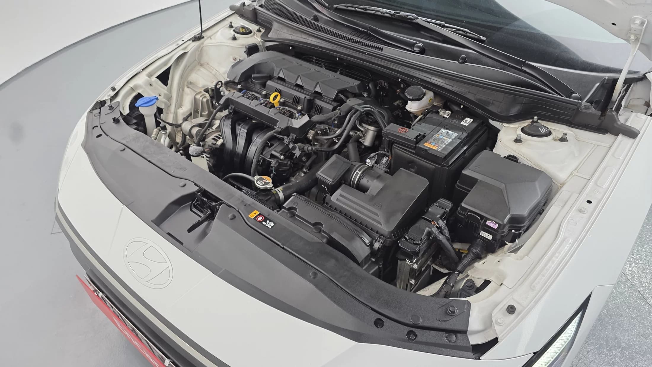 Hyundai AVANTE (Хендай Элантра) 1.6 Modern, 2024 г. 52440 км. — фото 6