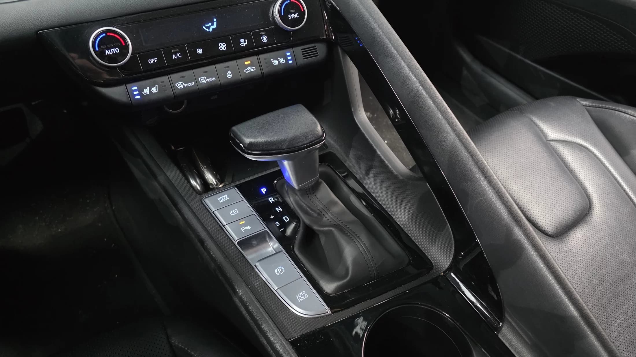 Hyundai AVANTE (Хендай Элантра) 1.6 Modern, 2024 г. 52440 км. — фото 9