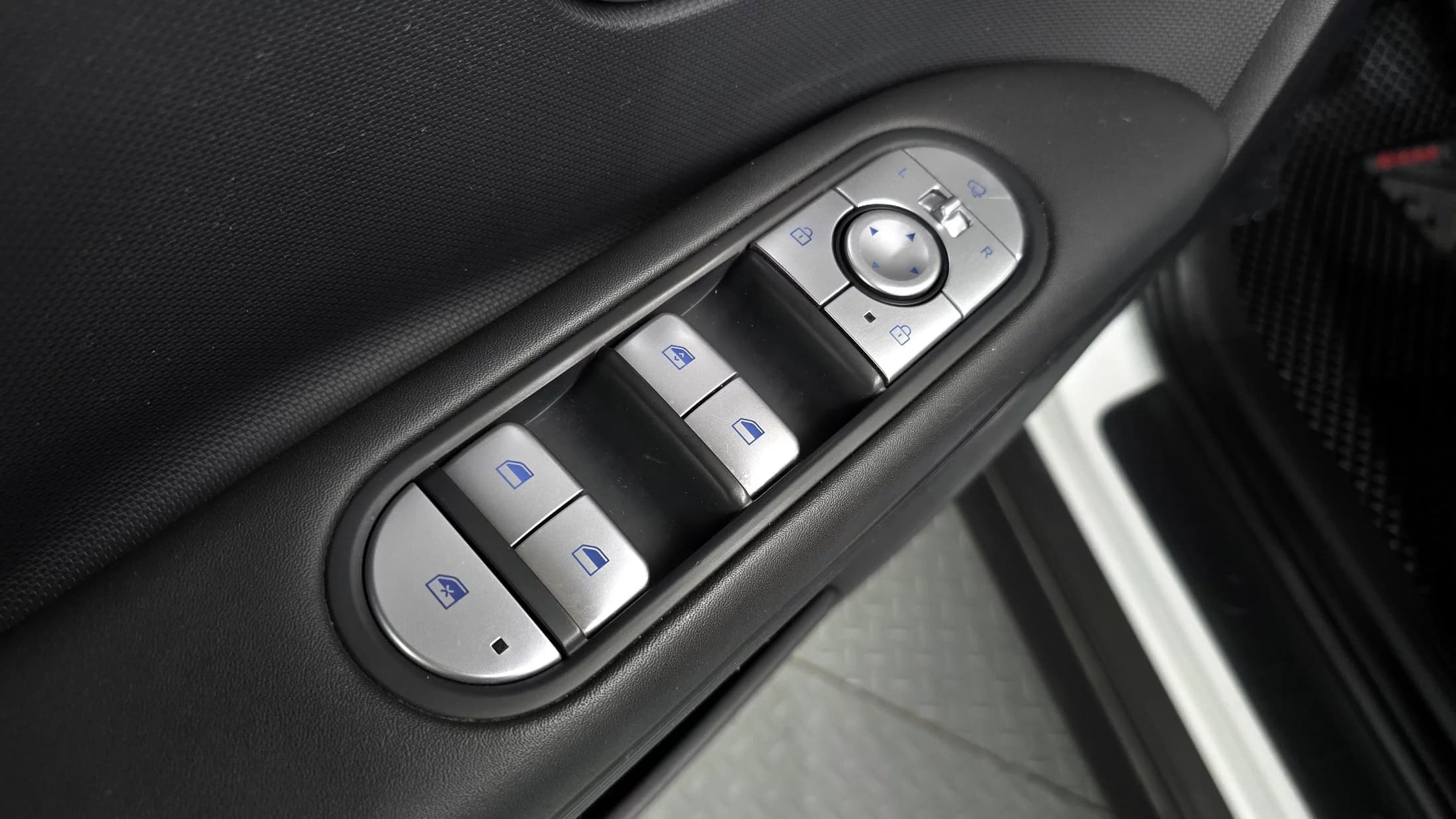 Hyundai Ioniq 5 Long range Commercial, электромобиль, 2022 г. 209455 км. — фото 17