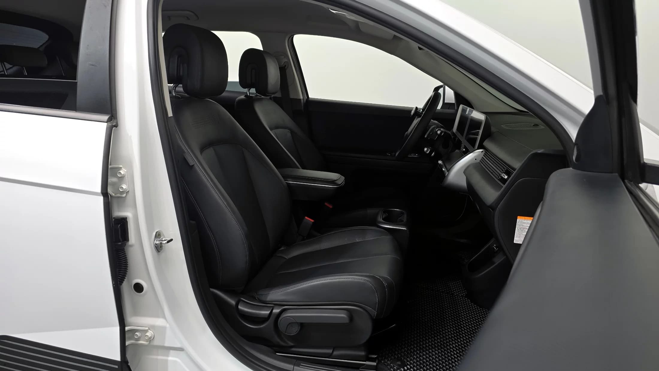 Hyundai Ioniq 5 Long range Commercial, электромобиль, 2022 г. 209455 км. — фото 10