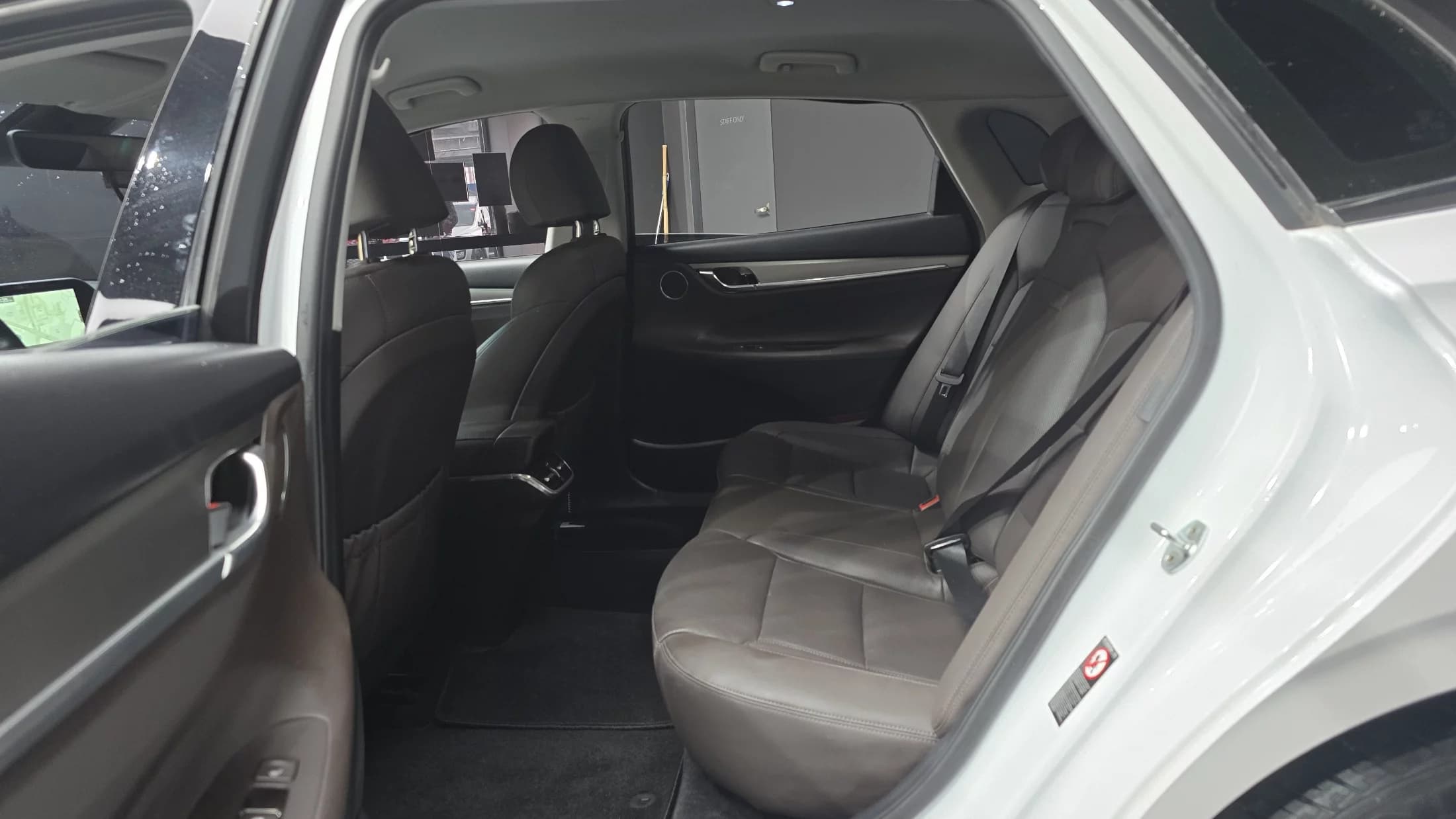 Hyundai Grandeur 2.5 Premium, 2021 г. 49774 км. — фото 13