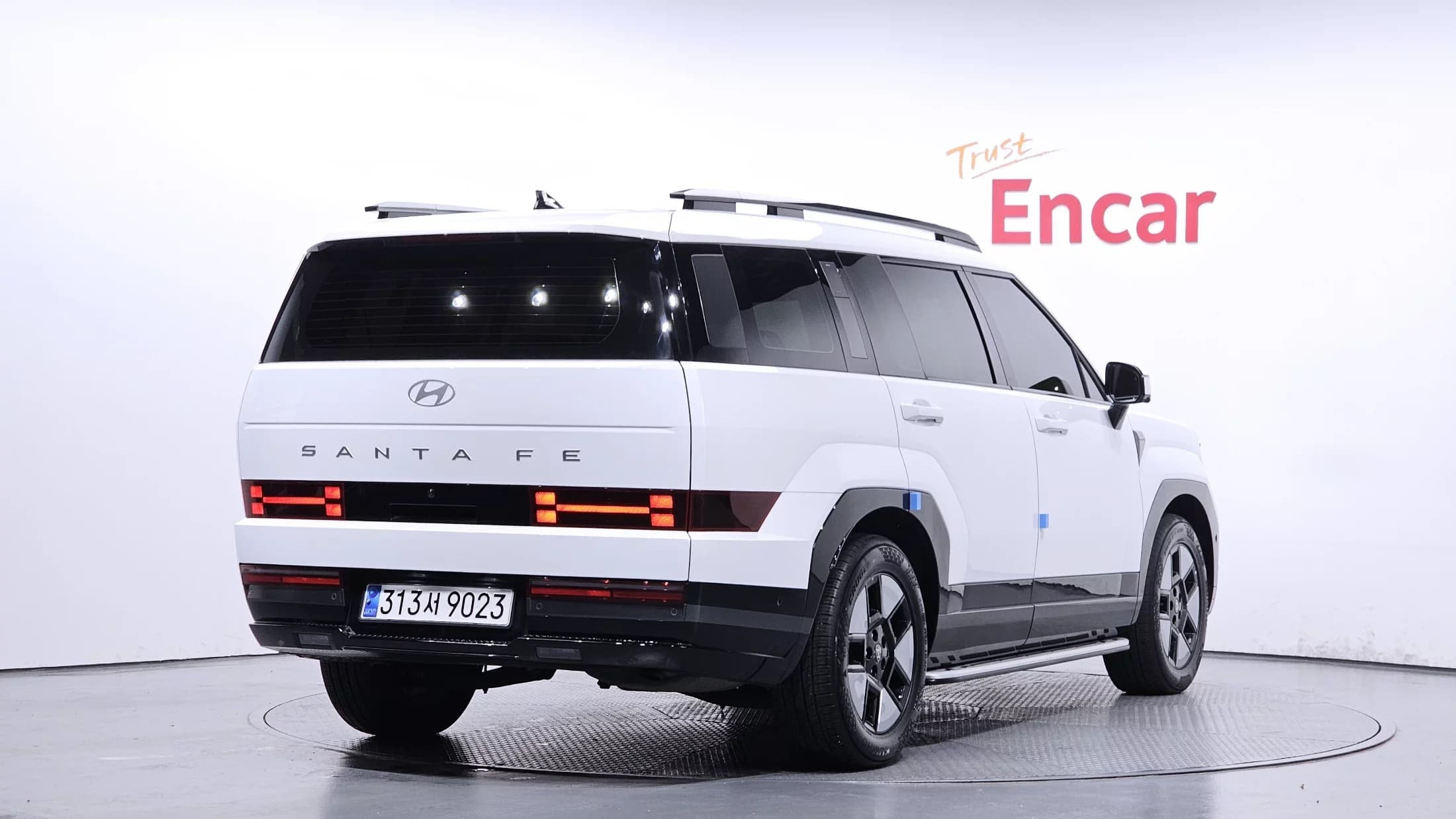 Hyundai Santa Fe HEV 1.6 2WD Calligraphy, гибрид, 2023 г. 28702 км. — фото 2