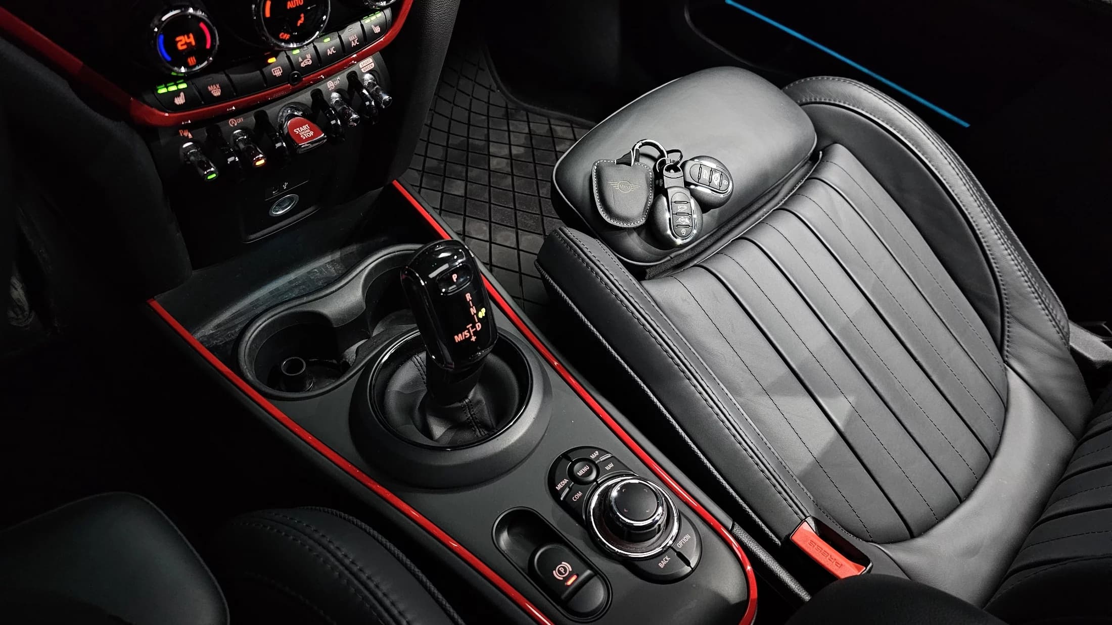 MINI Countryman JCW Launch Pack 2nd Gen, 2023 г. 32049 км. — фото 18