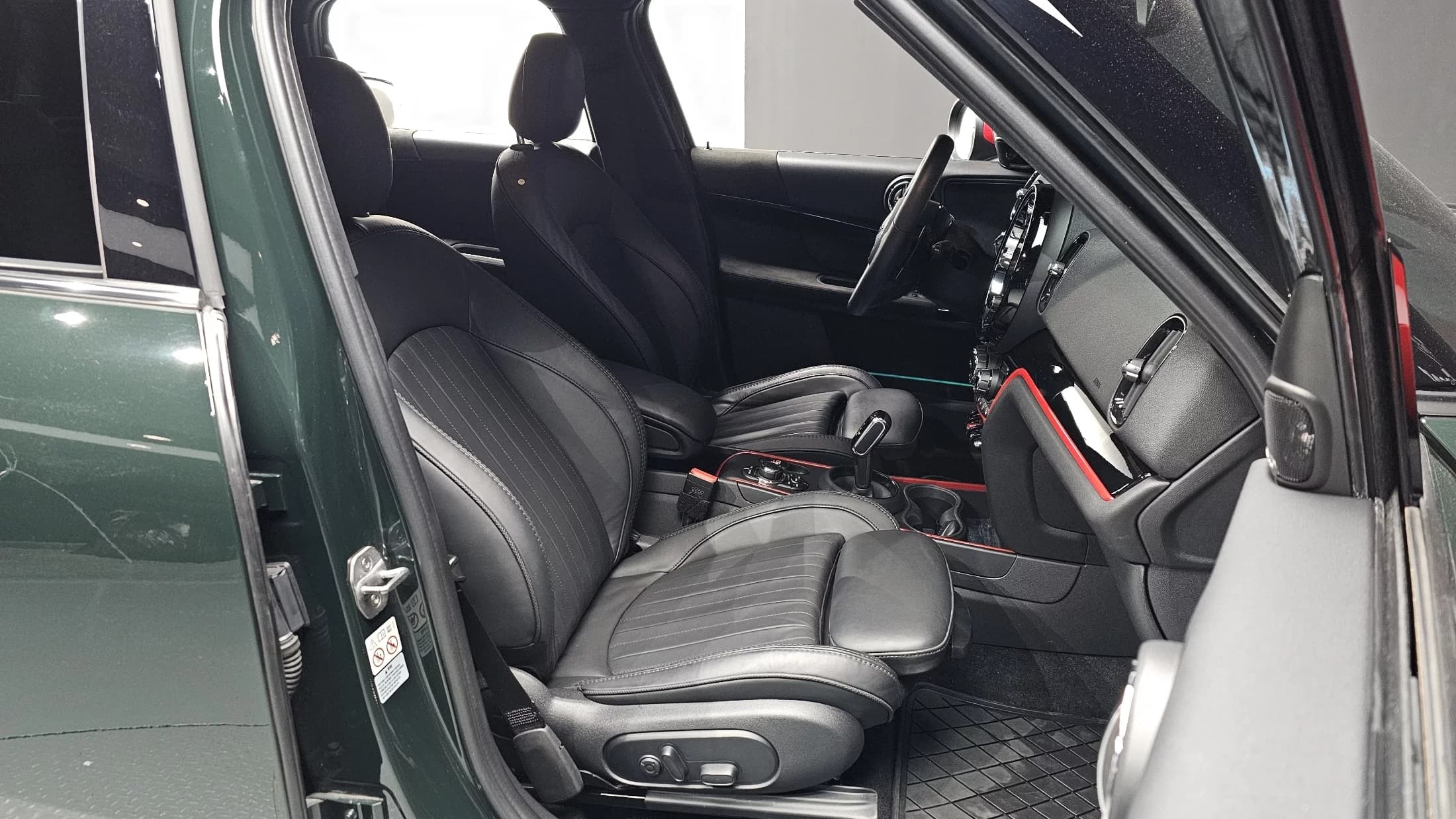 MINI Countryman JCW Launch Pack 2nd Gen, 2023 г. 32049 км. — фото 23