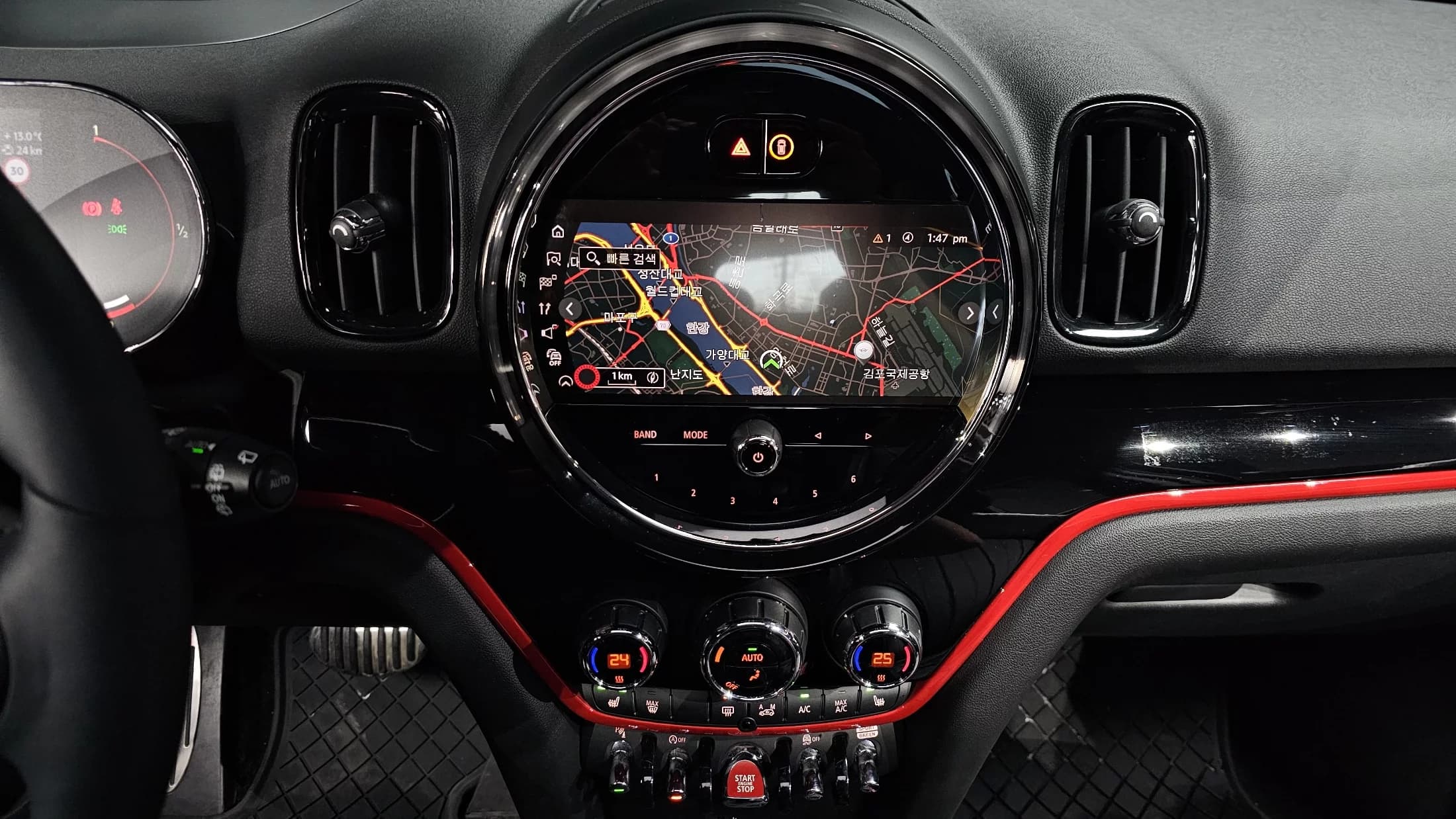 MINI Countryman JCW Launch Pack 2nd Gen, 2023 г. 32049 км. — фото 27