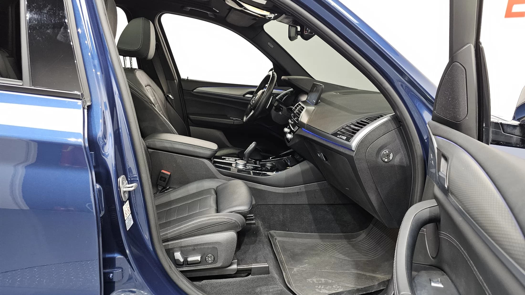 BMW X3 xDrive 20i M Sport, 2021 г. 82136 км. — фото 11