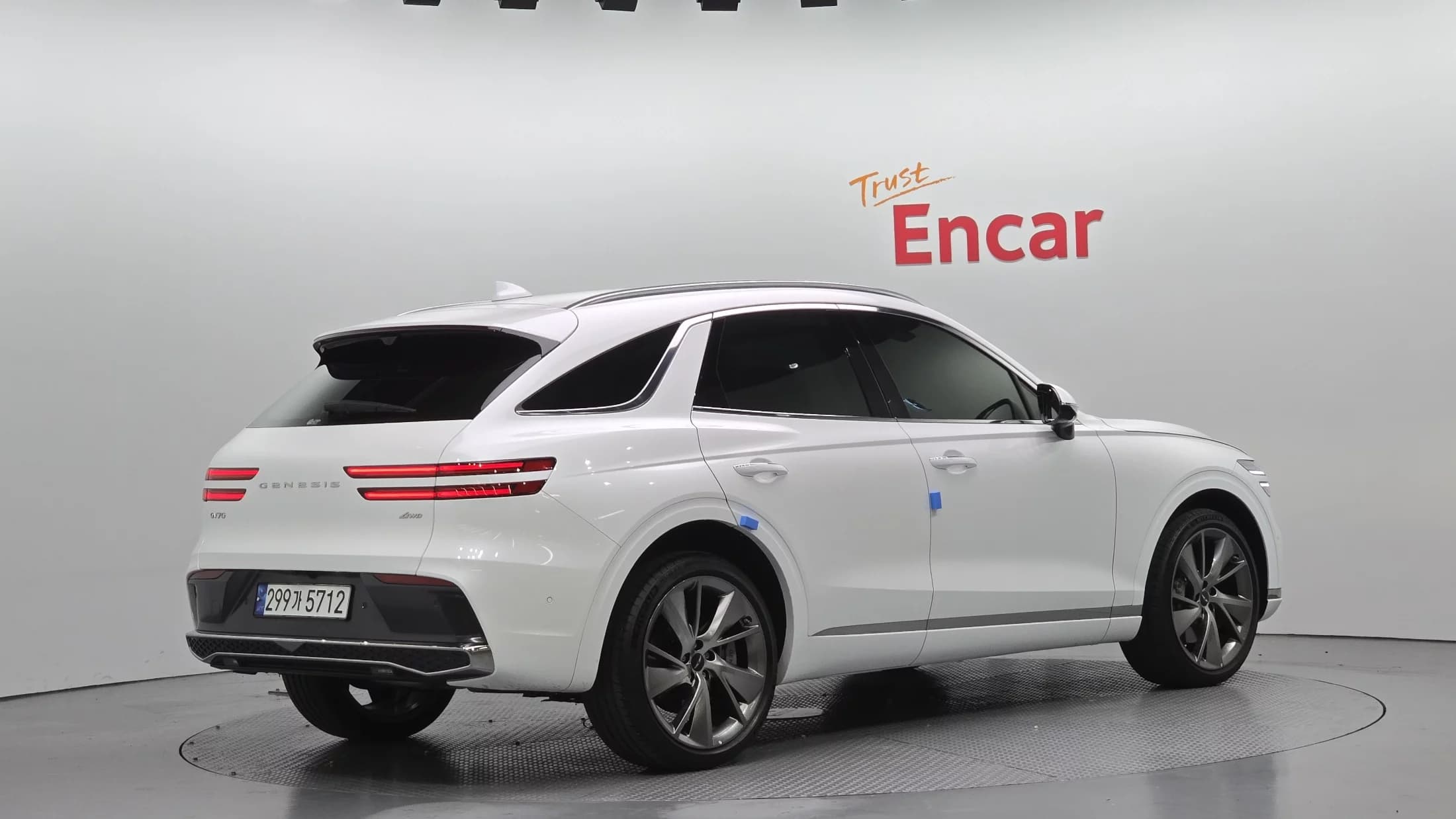 Genesis GV70 2.5T Gasoline AWD, 2025 г. 10848 км. — фото 2