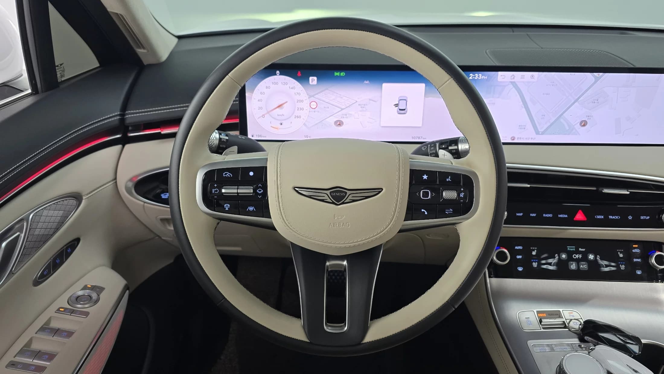 Genesis GV70 2.5T Gasoline AWD, 2025 г. 10848 км. — фото 13