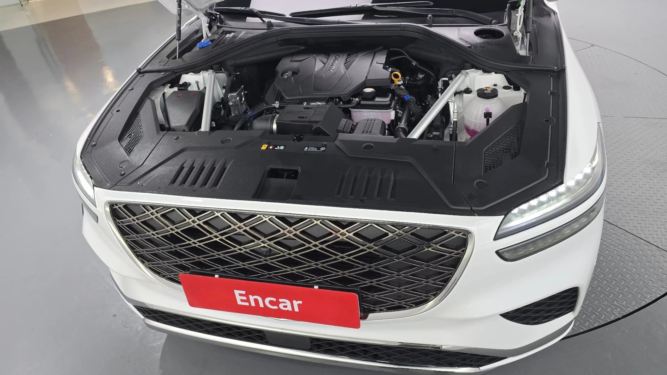 Genesis GV70 2.5T Gasoline AWD, 2025 г. 10848 км. — фото 6
