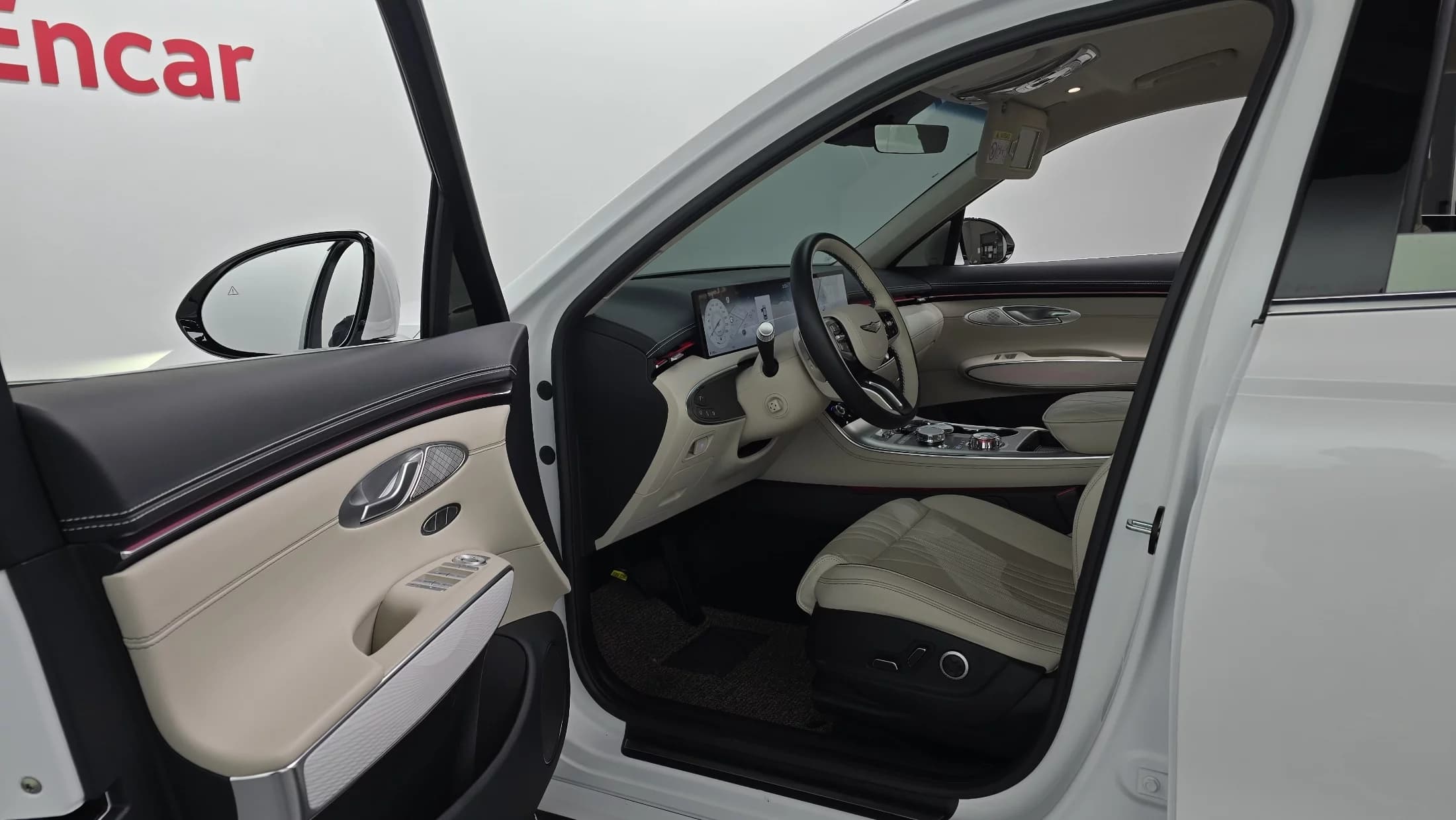 Genesis GV70 2.5T Gasoline AWD, 2025 г. 10848 км. — фото 10