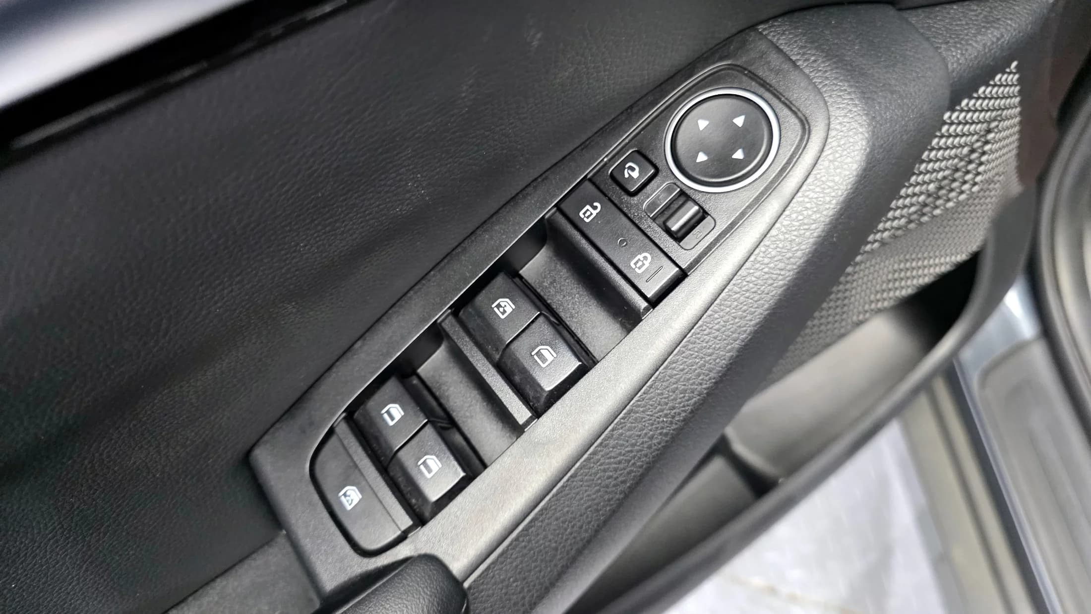 Kia Seltos Gasoline 1.6 Turbo 2WD Signature, 2022 г. 43751 км. — фото 14