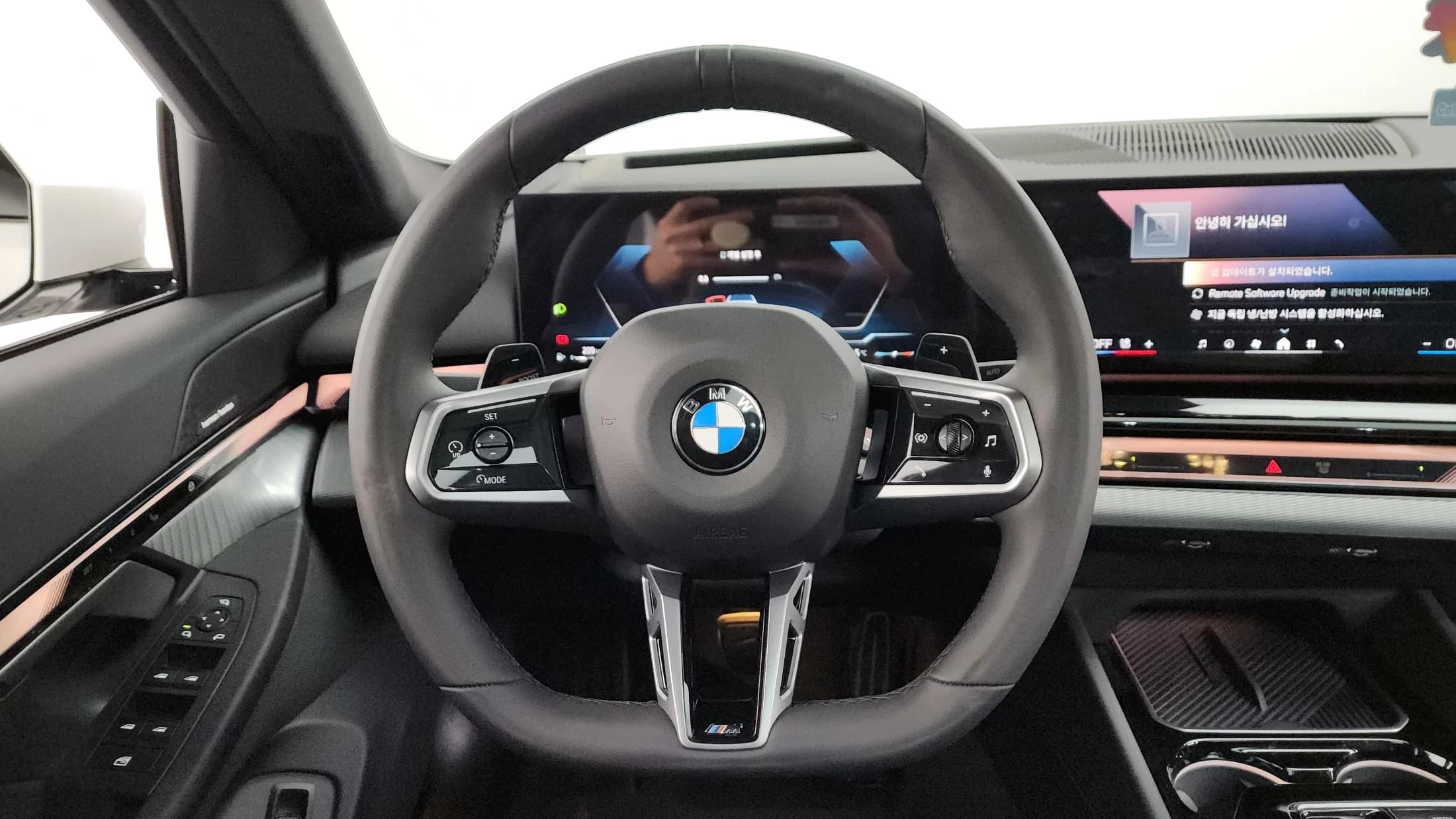 BMW 5-Series 520i M Sport, 2025 г. 6669 км. — фото 13