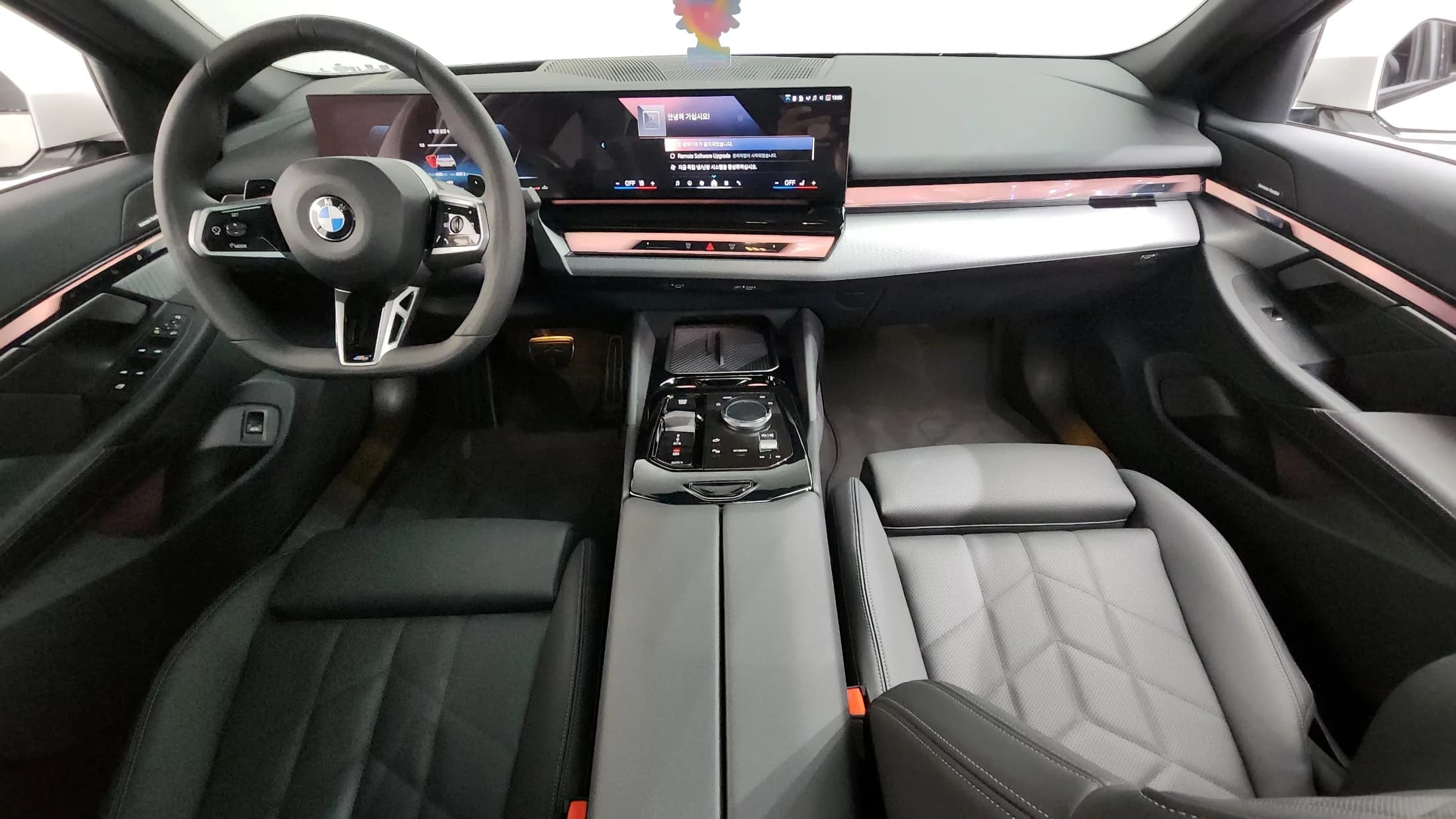 BMW 5-Series 520i M Sport, 2025 г. 6669 км. — фото 7