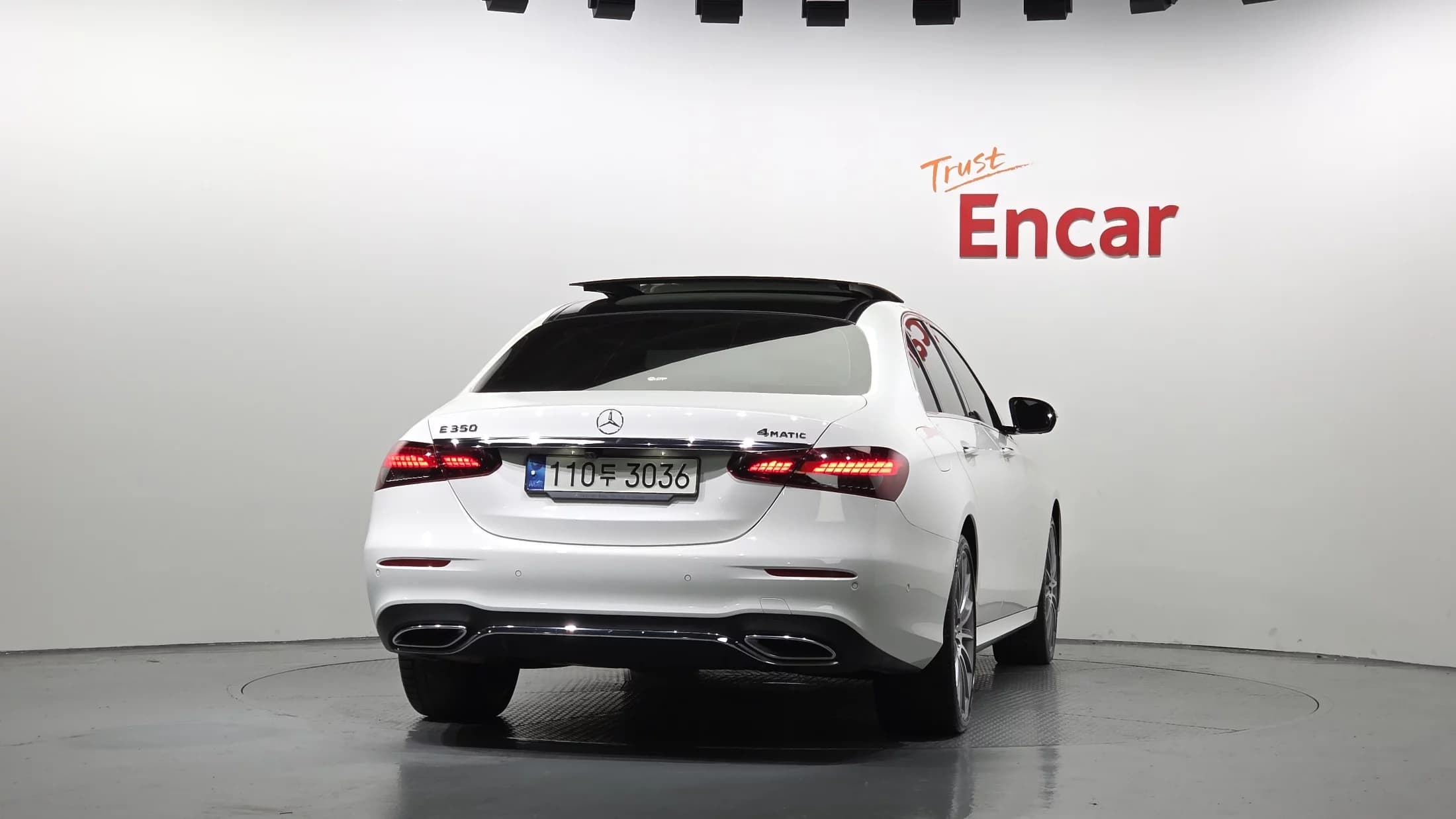 Mercedes-Benz E-Class E350 4MATIC AMG Line, 2021 г. 68815 км. — фото 4