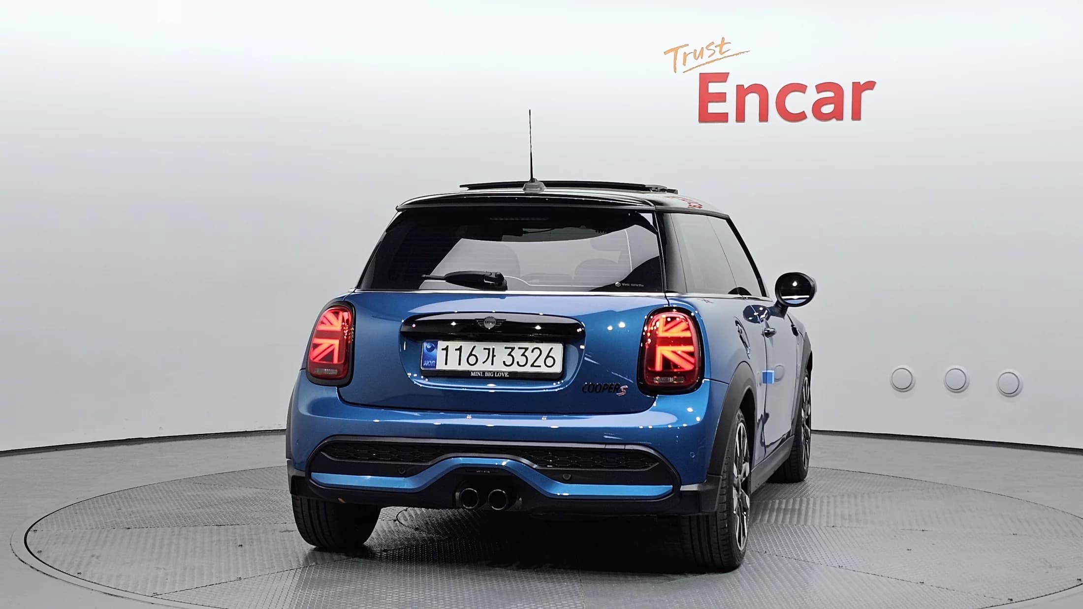 MINI Cooper Classic Third Generation, 2023 г. 10534 км. — фото 4