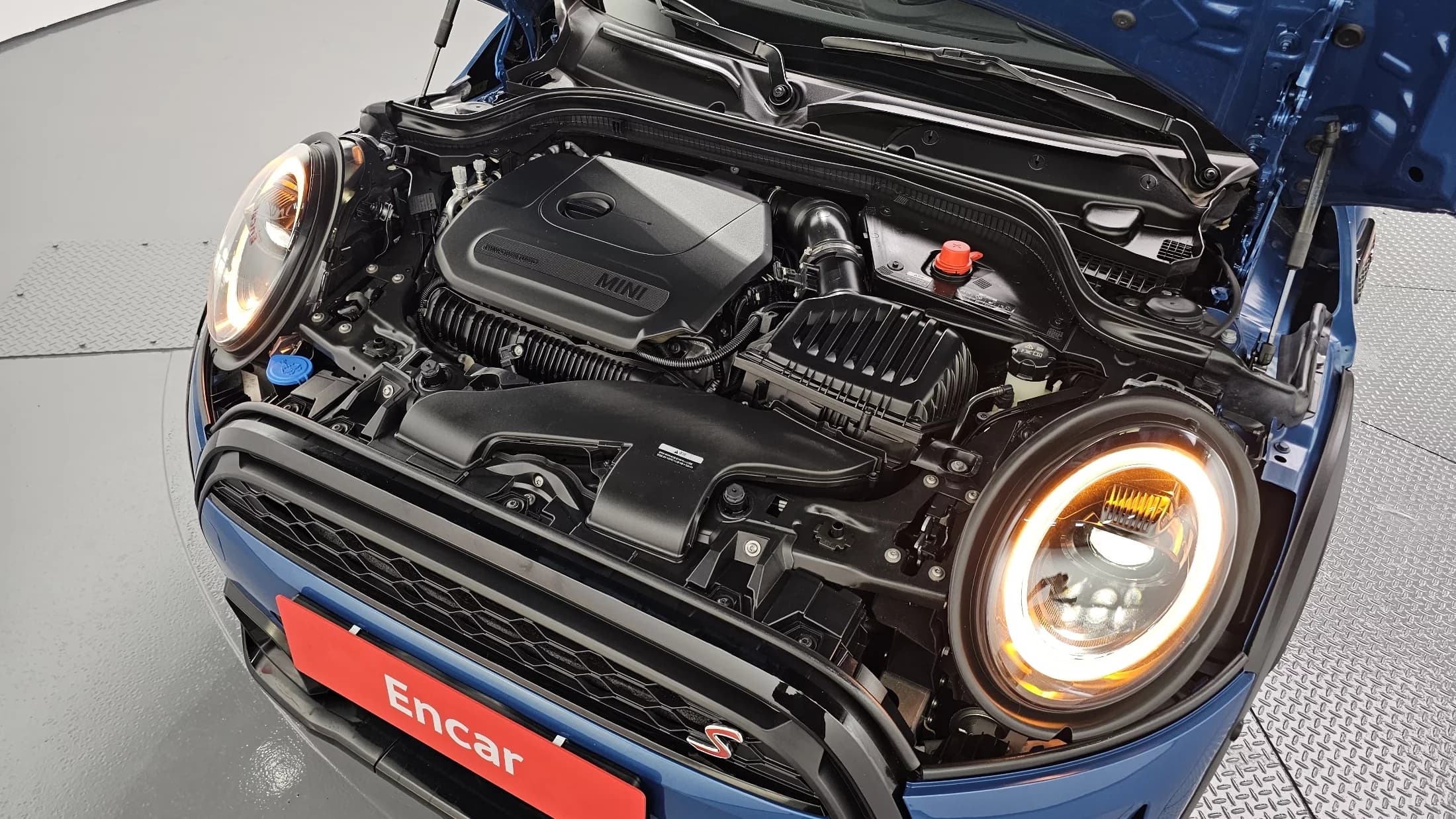 MINI Cooper Classic Third Generation, 2023 г. 10534 км. — фото 6