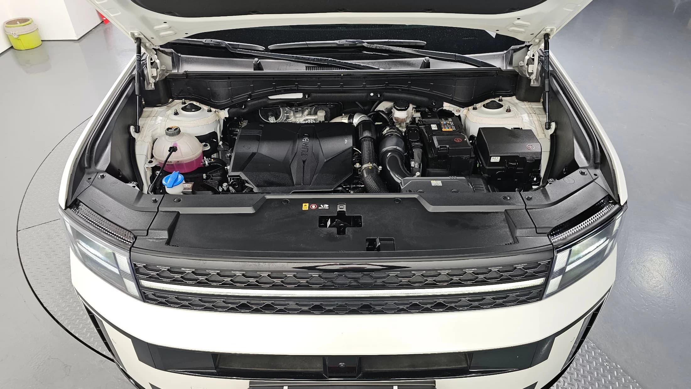Hyundai Santa Fe Gasoline 2.5T 4WD Calligraphy, 2023 г. 15617 км. — фото 6