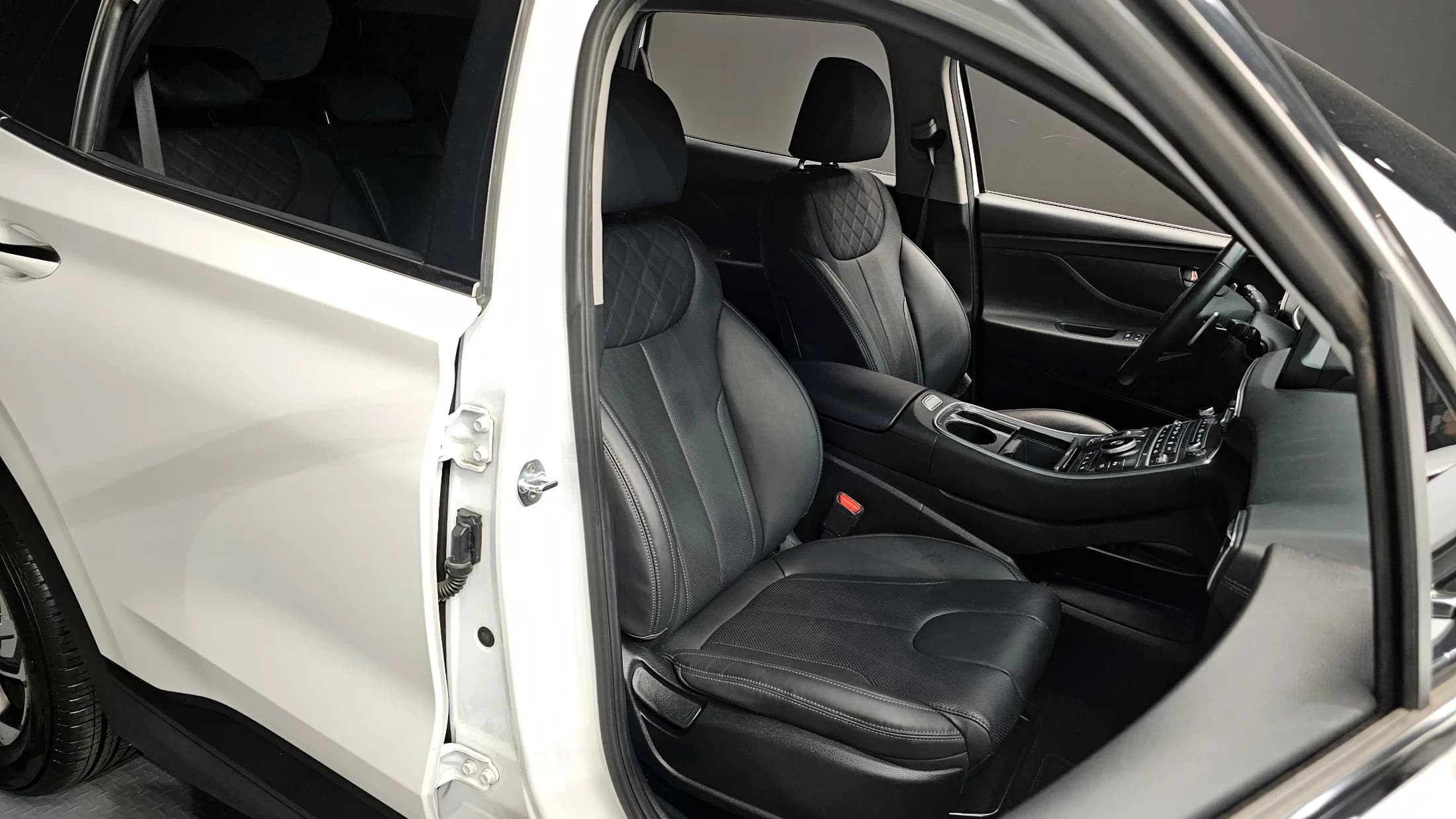 Hyundai Santa Fe Diesel 2.2 2WD Exclusive, 2022 г. 57737 км. — фото 12