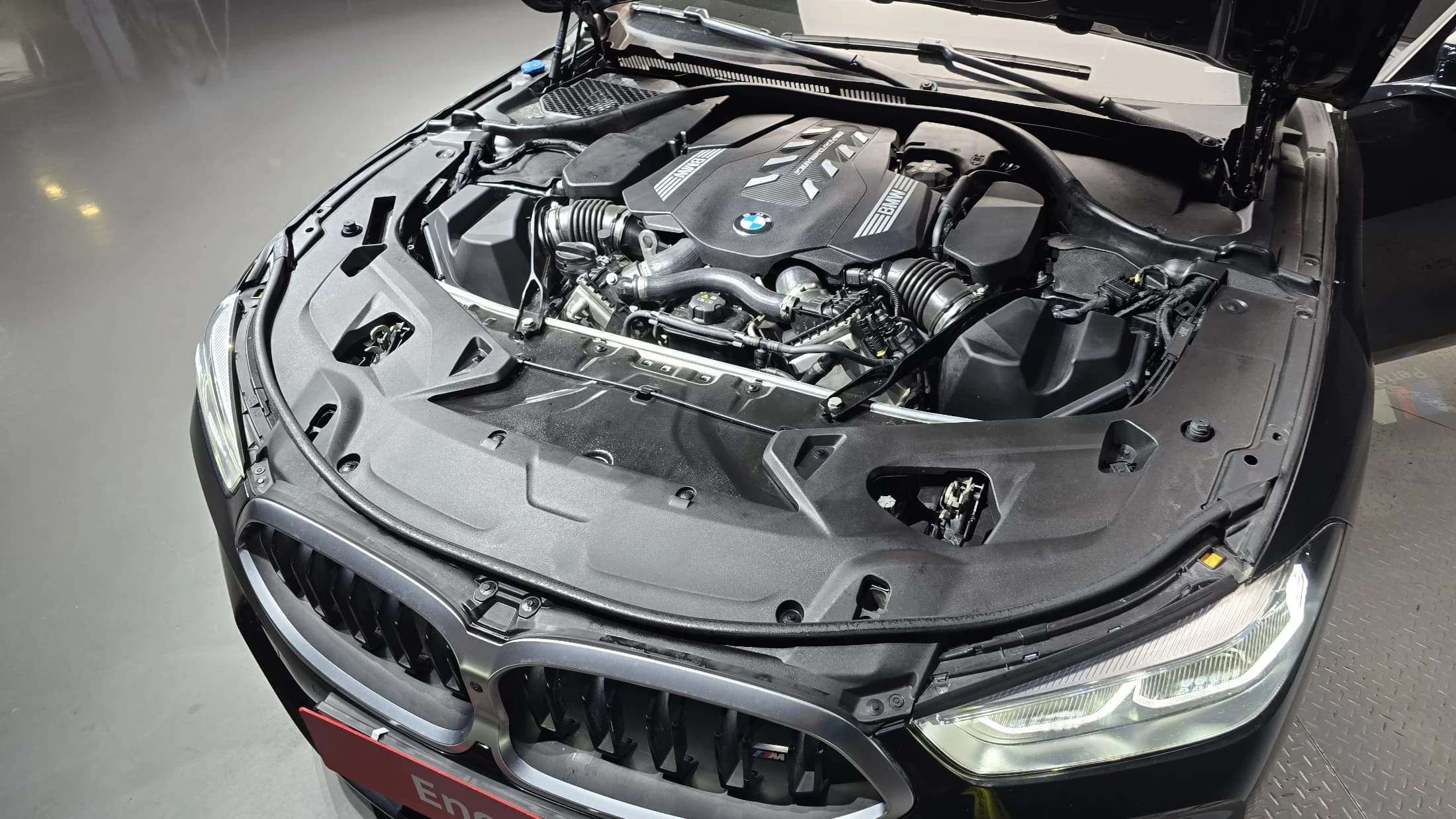 BMW 8-Series M850i xDrive Gran Coupe, 2024 г. 56010 км. — фото 6