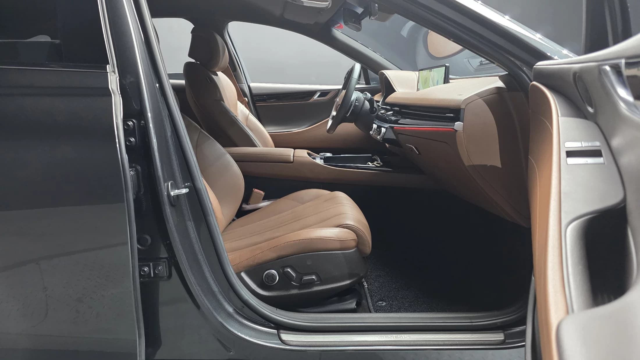Genesis G80 Gasoline 2.5 Turbo AWD, 2021 г. 88592 км. — фото 10