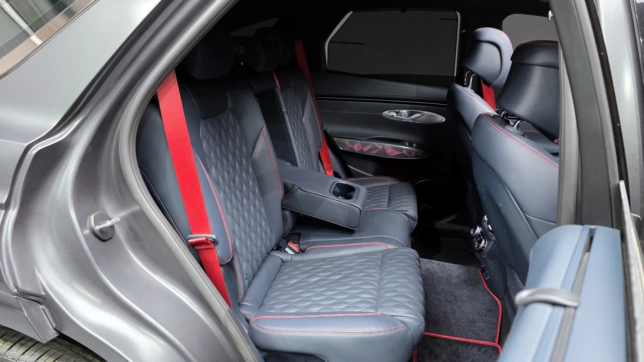 Genesis GV70 2.5T Gasoline AWD, 2022 г. 71211 км. — фото 24