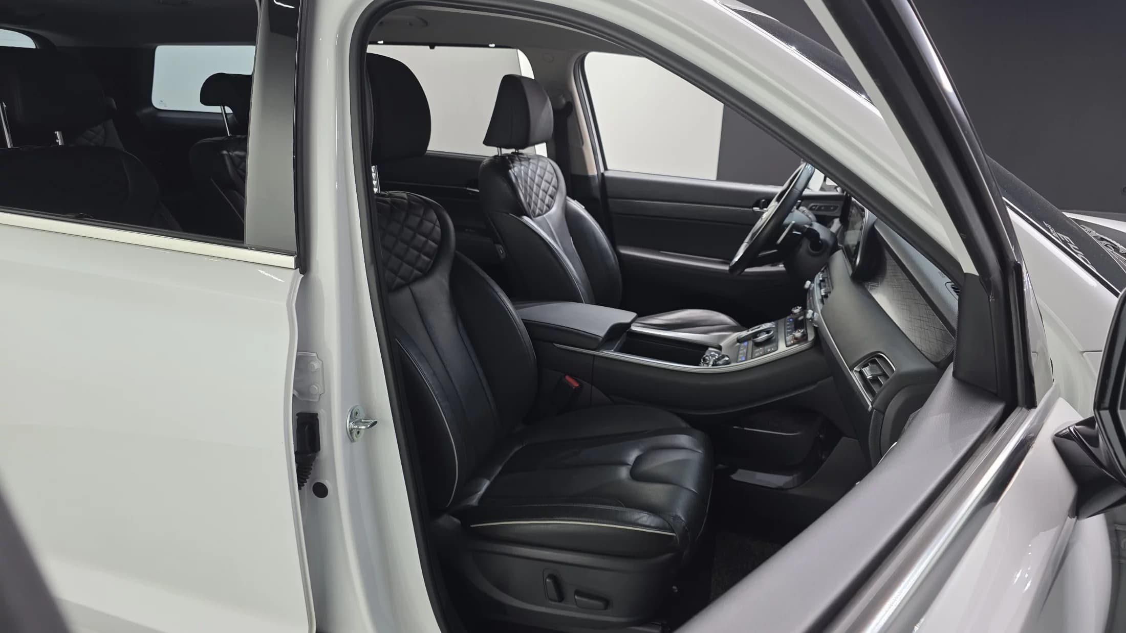 Hyundai Palisade Diesel 2.2 2WD Prestige, 2022 г. 184810 км. — фото 23