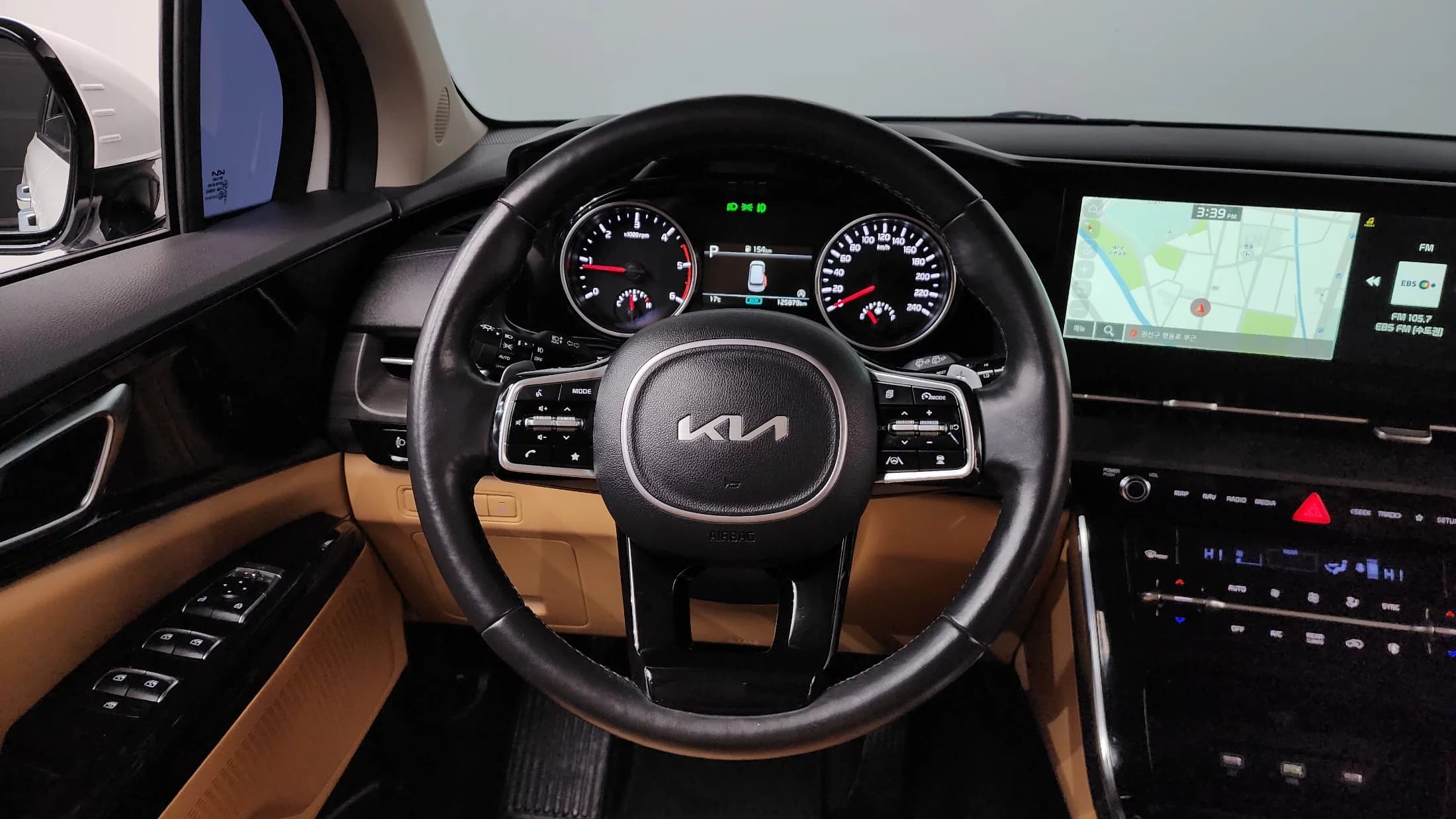 Kia Carnival 9-Seater Noblesse, 2022 г. 126020 км. — фото 13