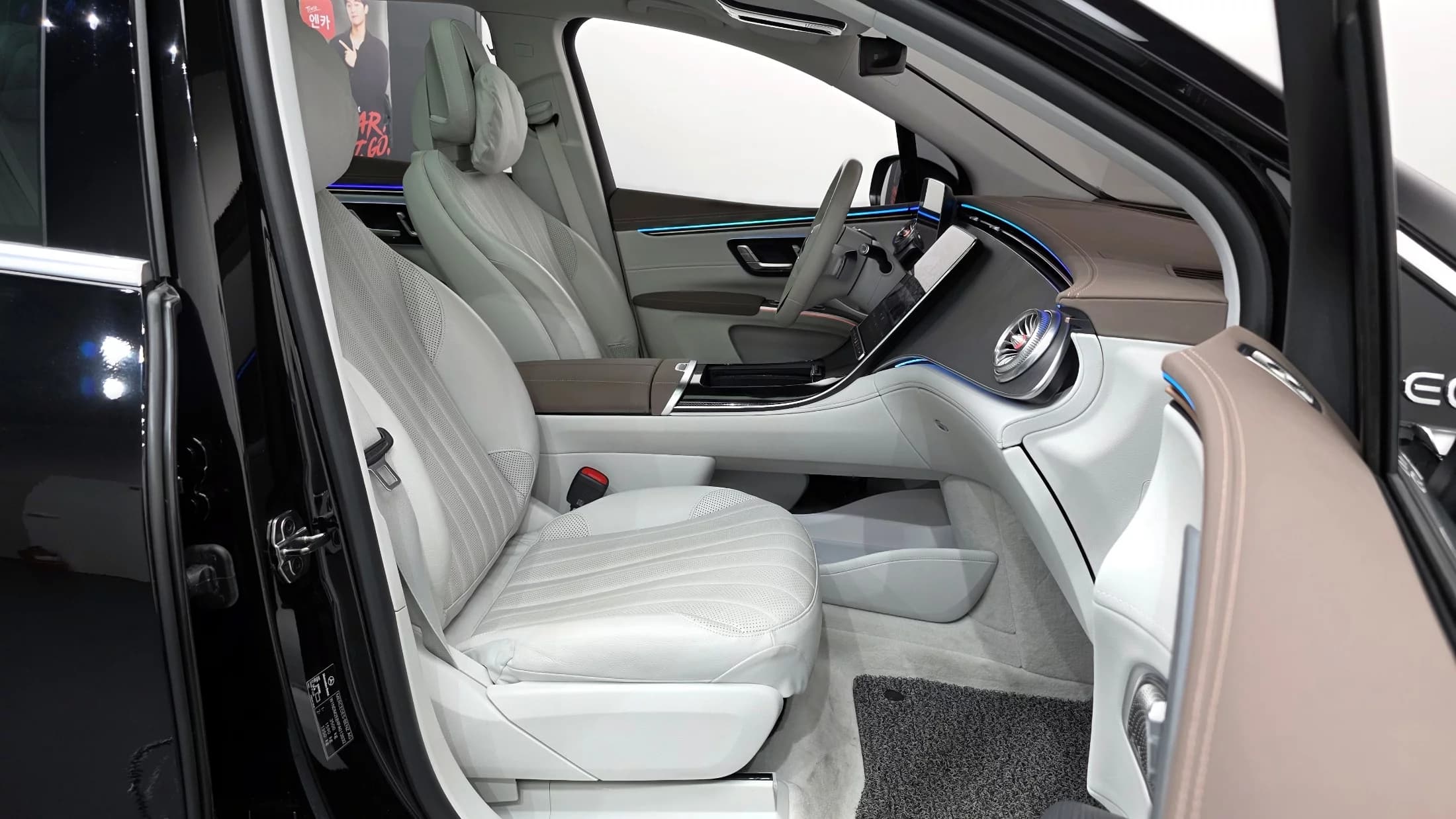 Mercedes-Benz EQS EQS450 4MATIC, электромобиль, 2023 г. 30494 км. — фото 10