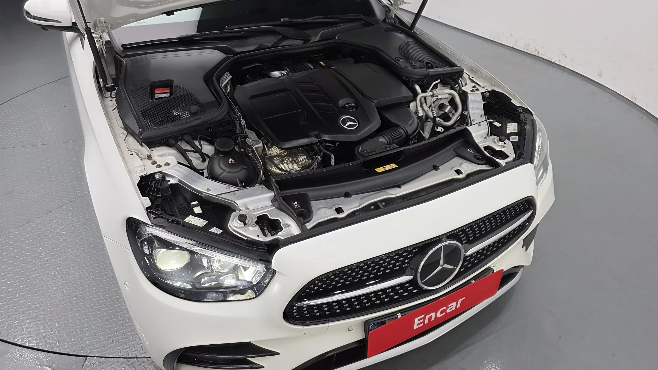 Mercedes-Benz E-Class E220d 4MATIC AMG Line, 2021 г. 56812 км. — фото 6