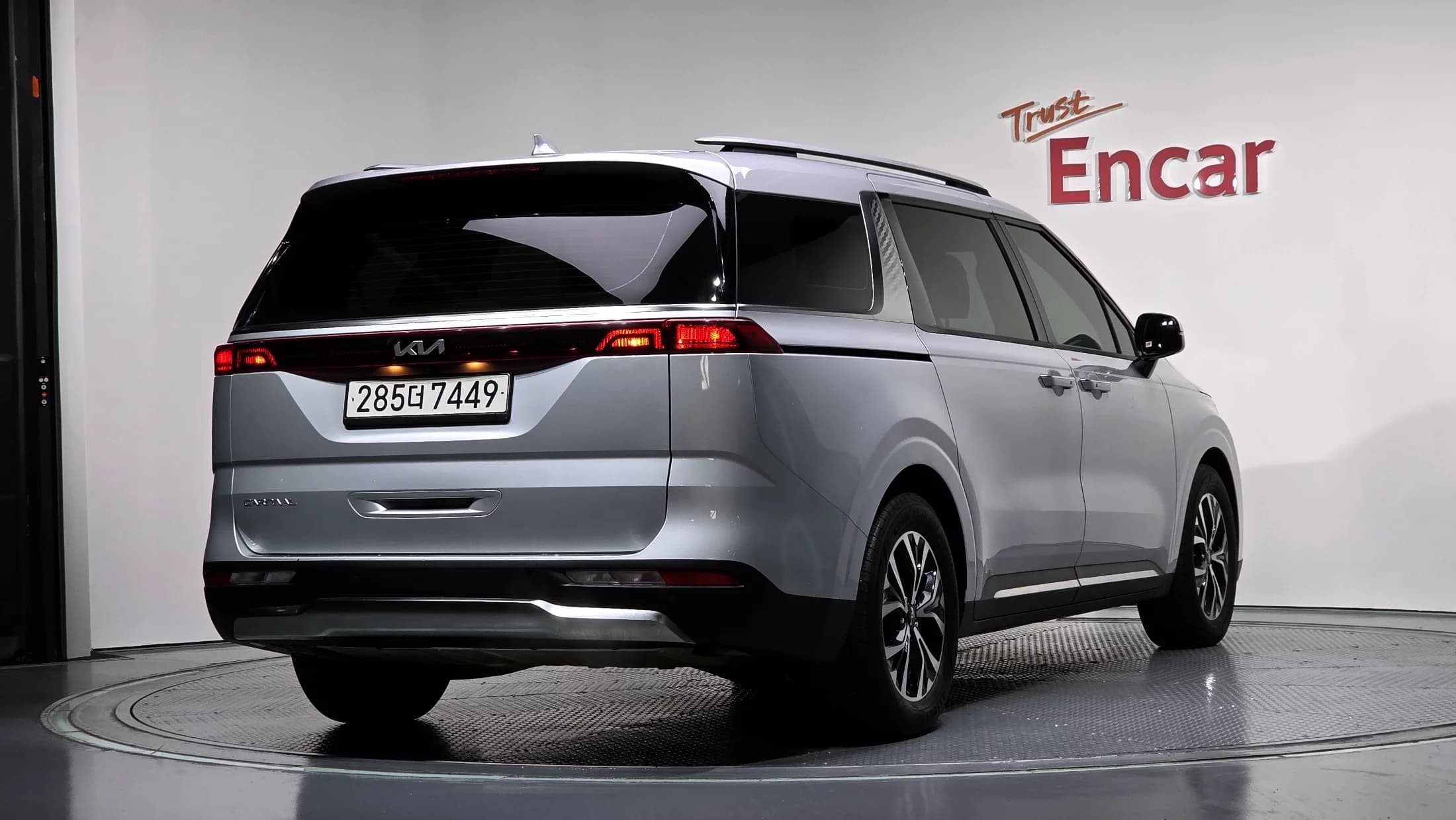 Kia Carnival Gasoline 9-Seater Noblesse, 2022 г. 52846 км. — фото 2