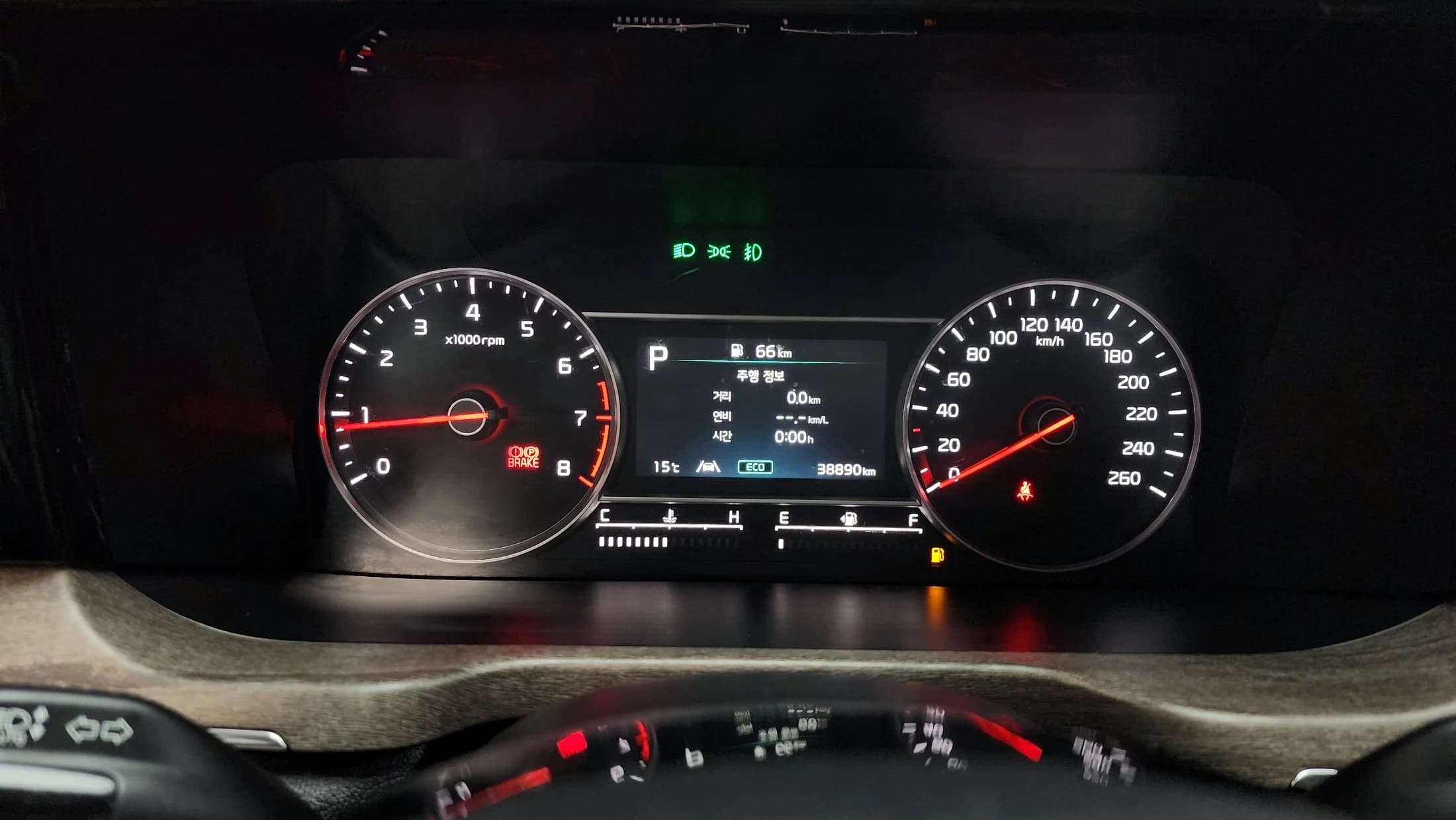 Kia Sorento Gasoline 2.5T 2WD Prestige, 2021 г. 39018 км. — фото 8