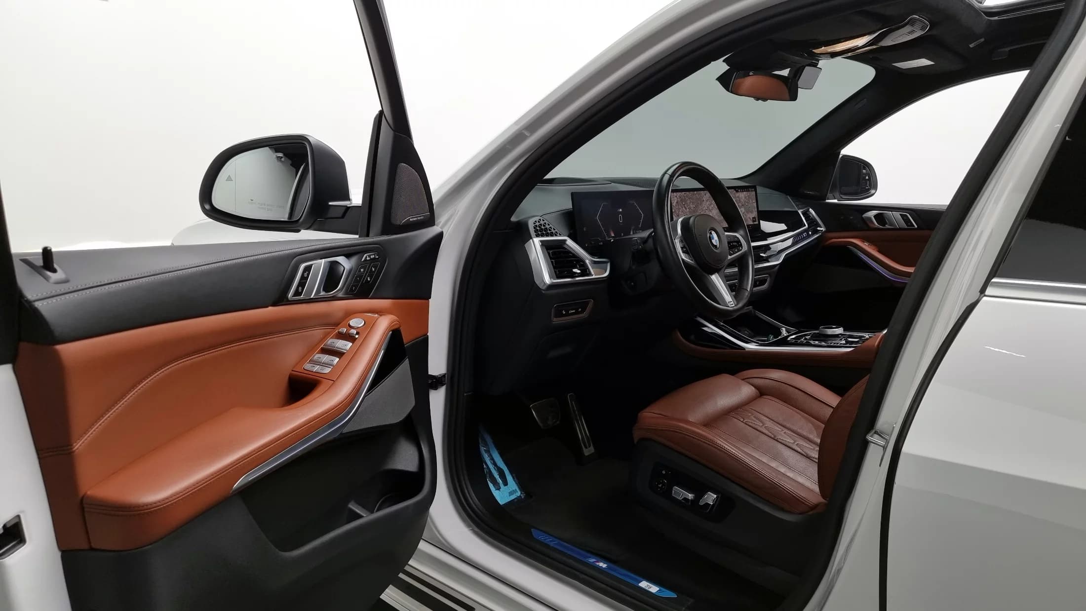 BMW X7 xDrive 40i M Sport 6STR, 2024 г. 46298 км. — фото 20