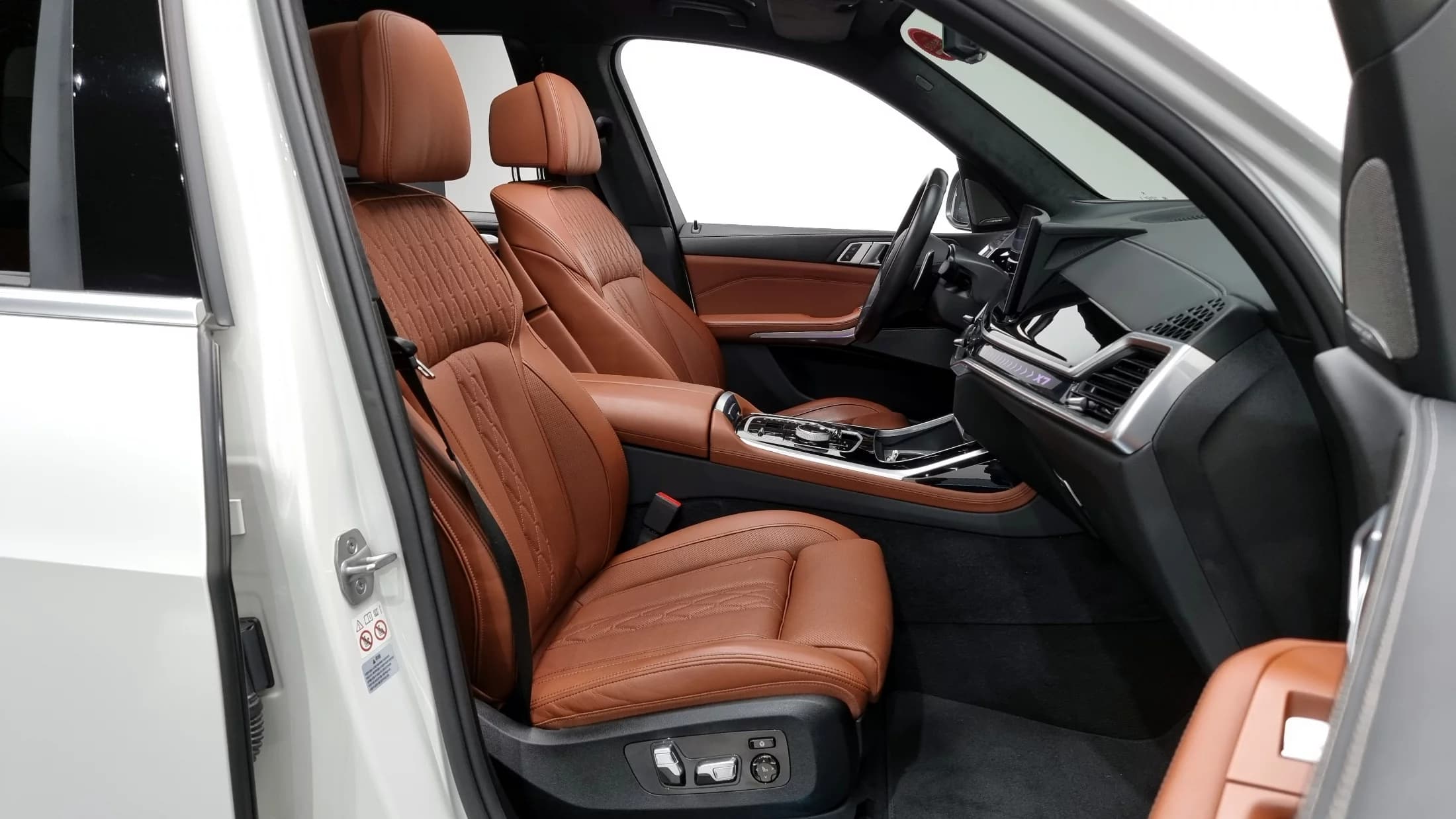 BMW X7 xDrive 40i M Sport 6STR, 2024 г. 46298 км. — фото 22