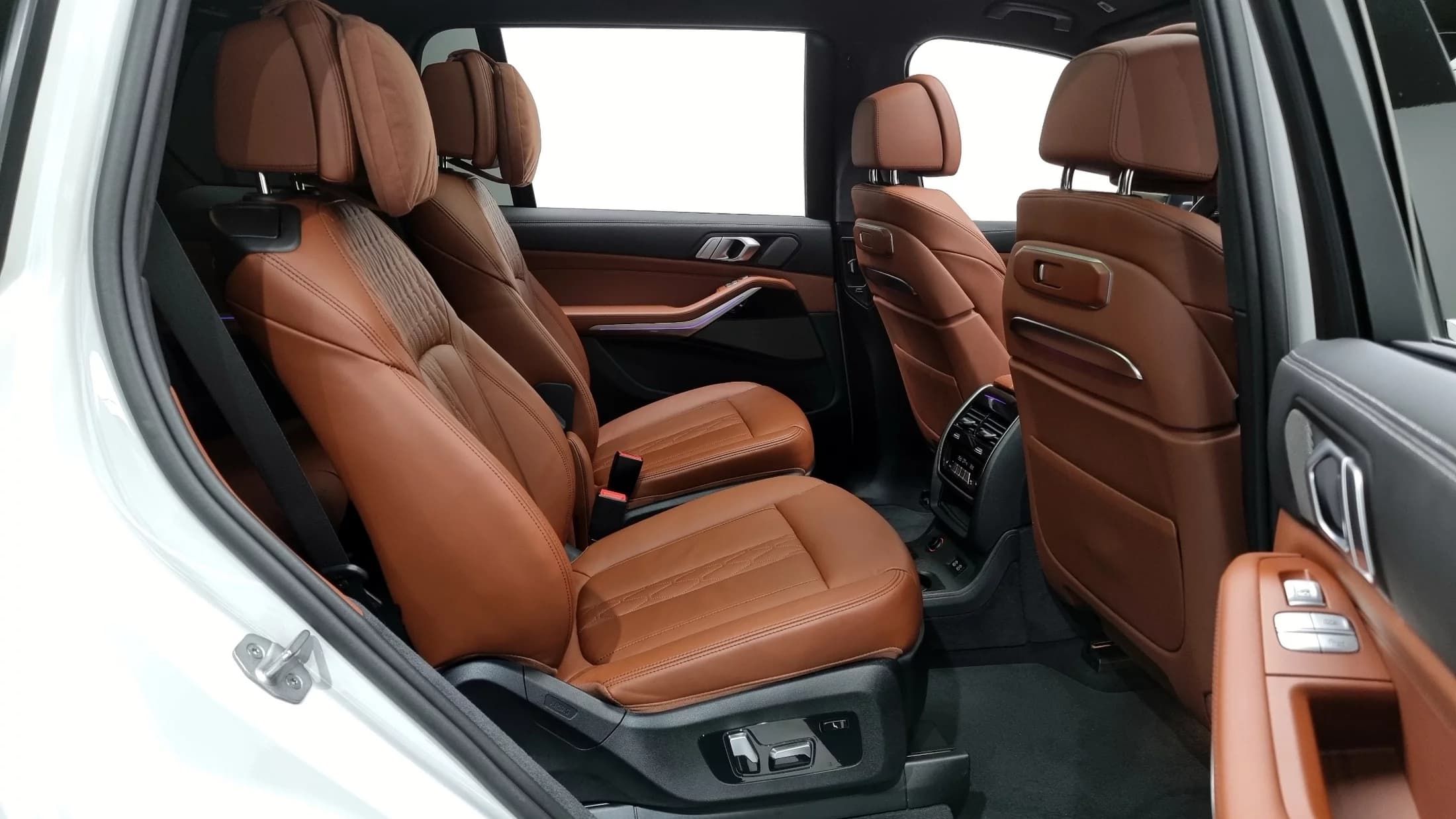 BMW X7 xDrive 40i M Sport 6STR, 2024 г. 46298 км. — фото 24