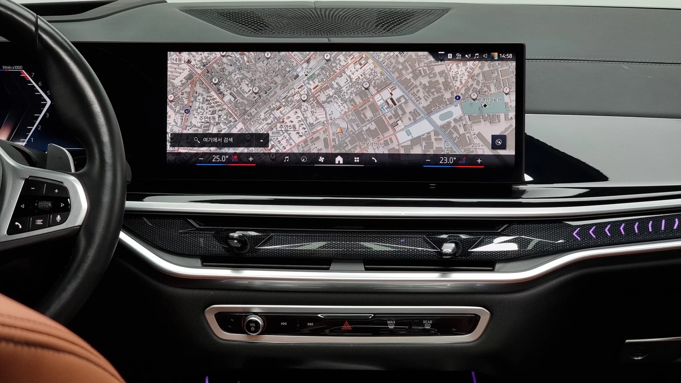 BMW X7 xDrive 40i M Sport 6STR, 2024 г. 46298 км. — фото 28