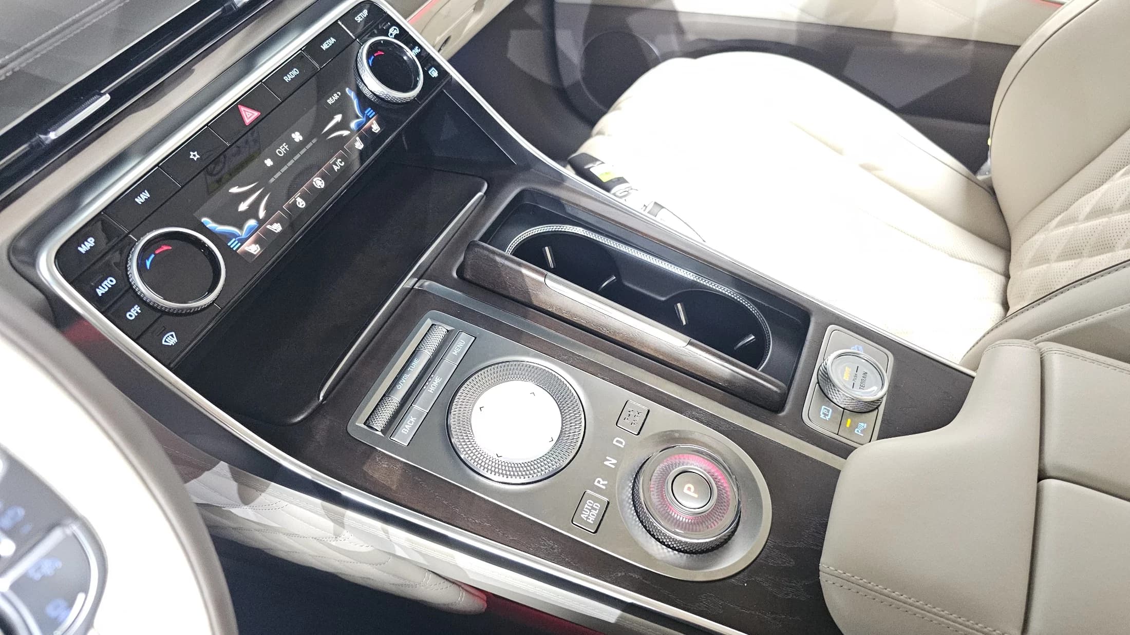 Genesis GV80 2.5T Gasoline AWD, 2021 г. 24510 км. — фото 9