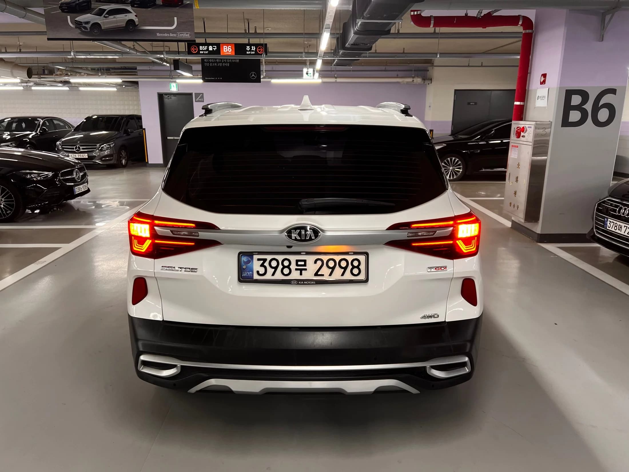 Kia Seltos Gasoline 1.6 Turbo 4WD Signature, 2021 г. 73095 км. — фото 4