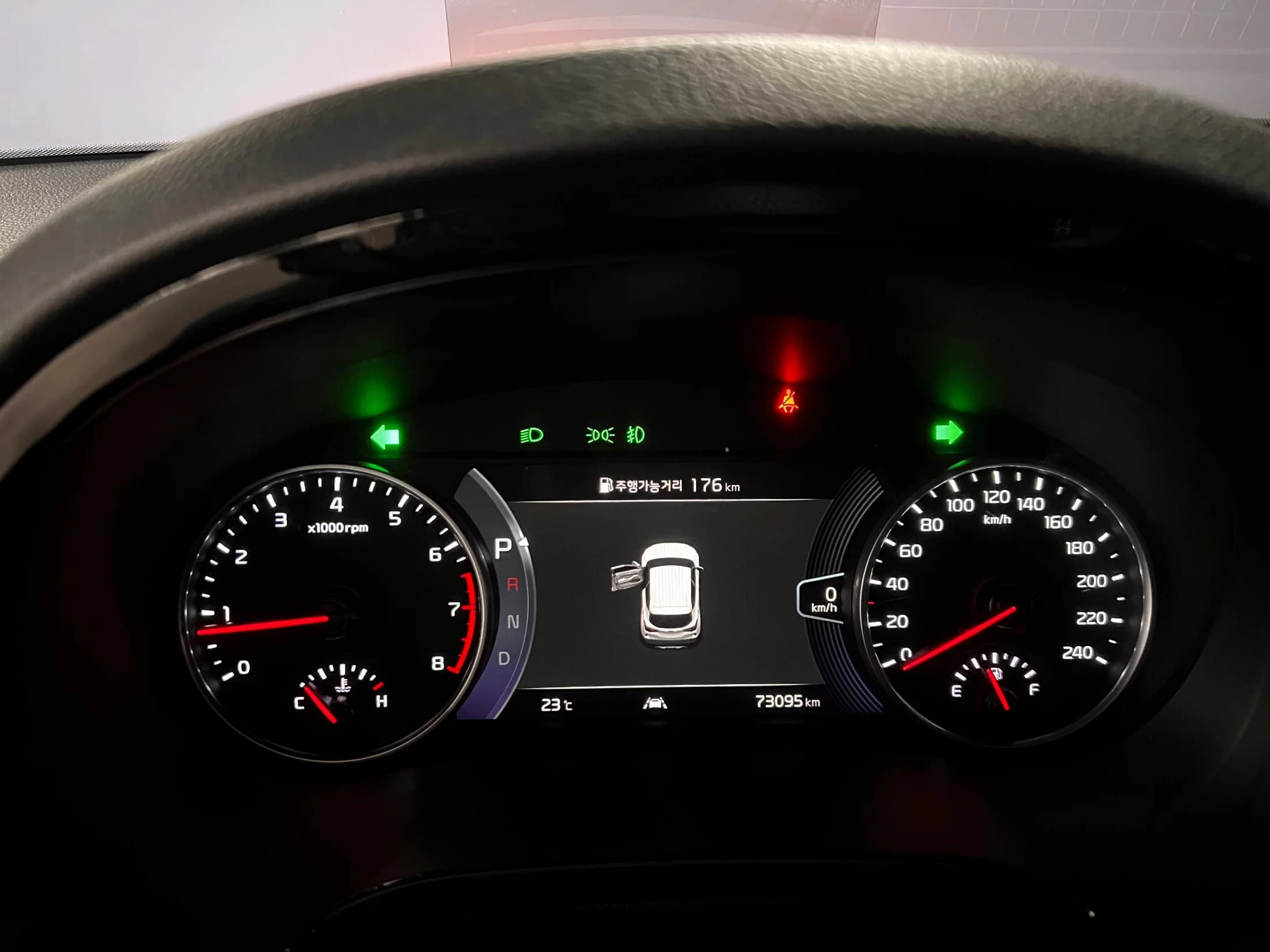 Kia Seltos Gasoline 1.6 Turbo 4WD Signature, 2021 г. 73095 км. — фото 8