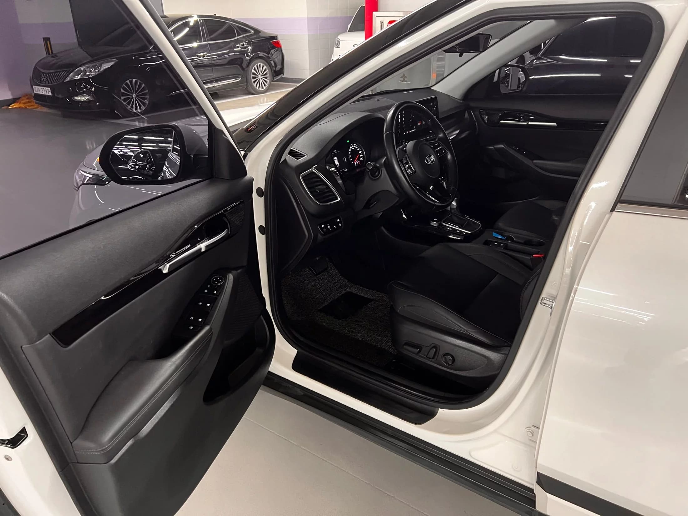 Kia Seltos Gasoline 1.6 Turbo 4WD Signature, 2021 г. 73095 км. — фото 10