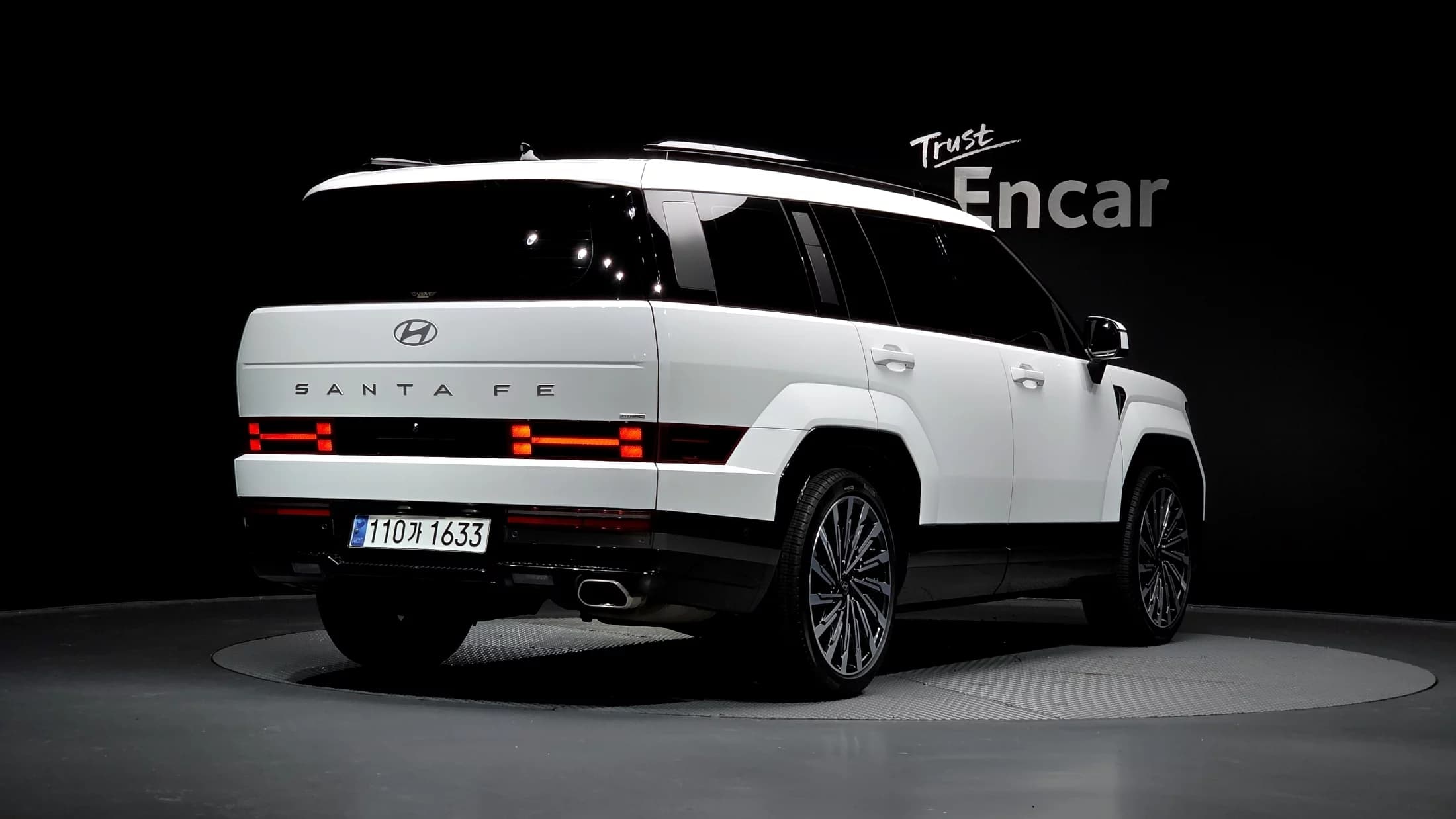 Hyundai Santa Fe Gasoline 2.5T 4WD Calligraphy, 2023 г. 18289 км. — фото 2