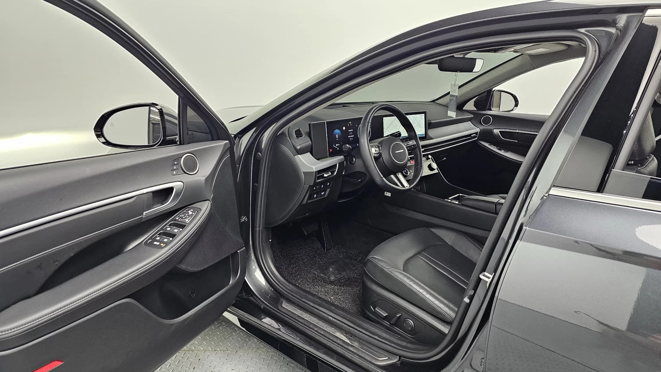 Hyundai Sonata 1.6 Turbo Exclusive, 2024 г. 10386 км. — фото 11